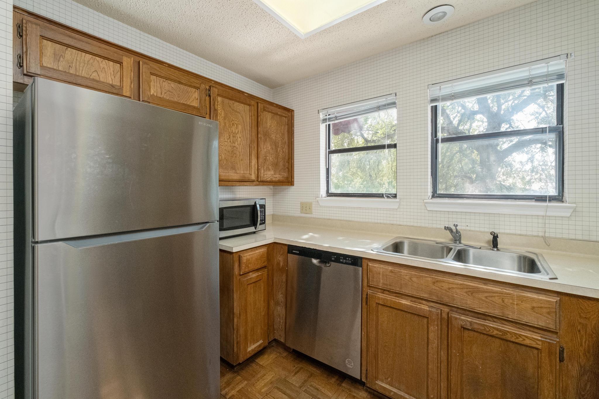 1404 Norwalk LN # 206