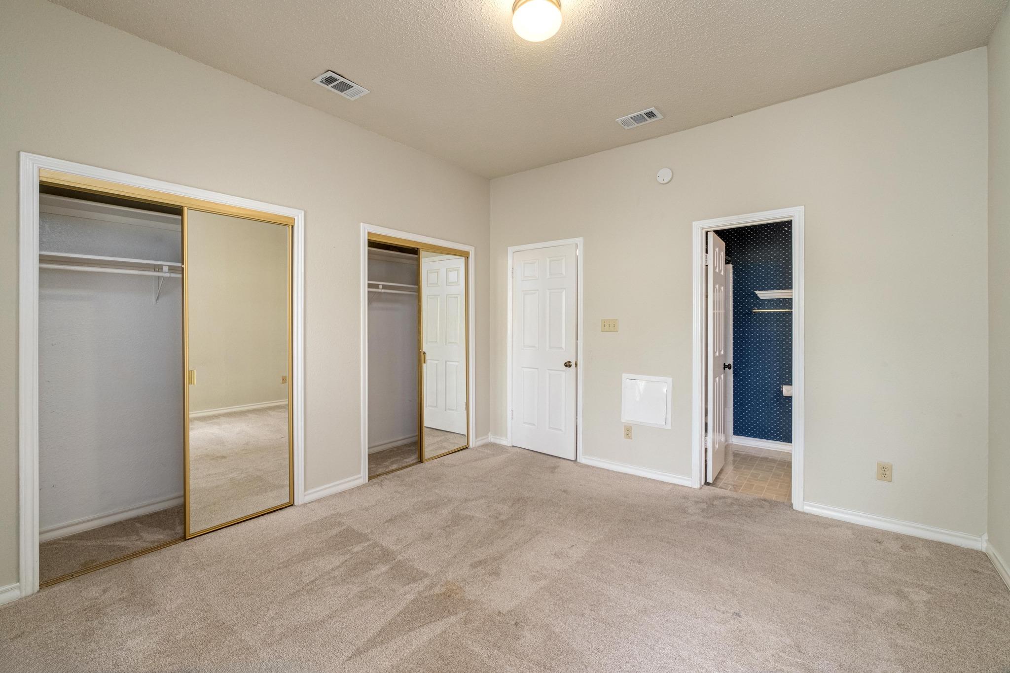 1404 Norwalk LN # 206