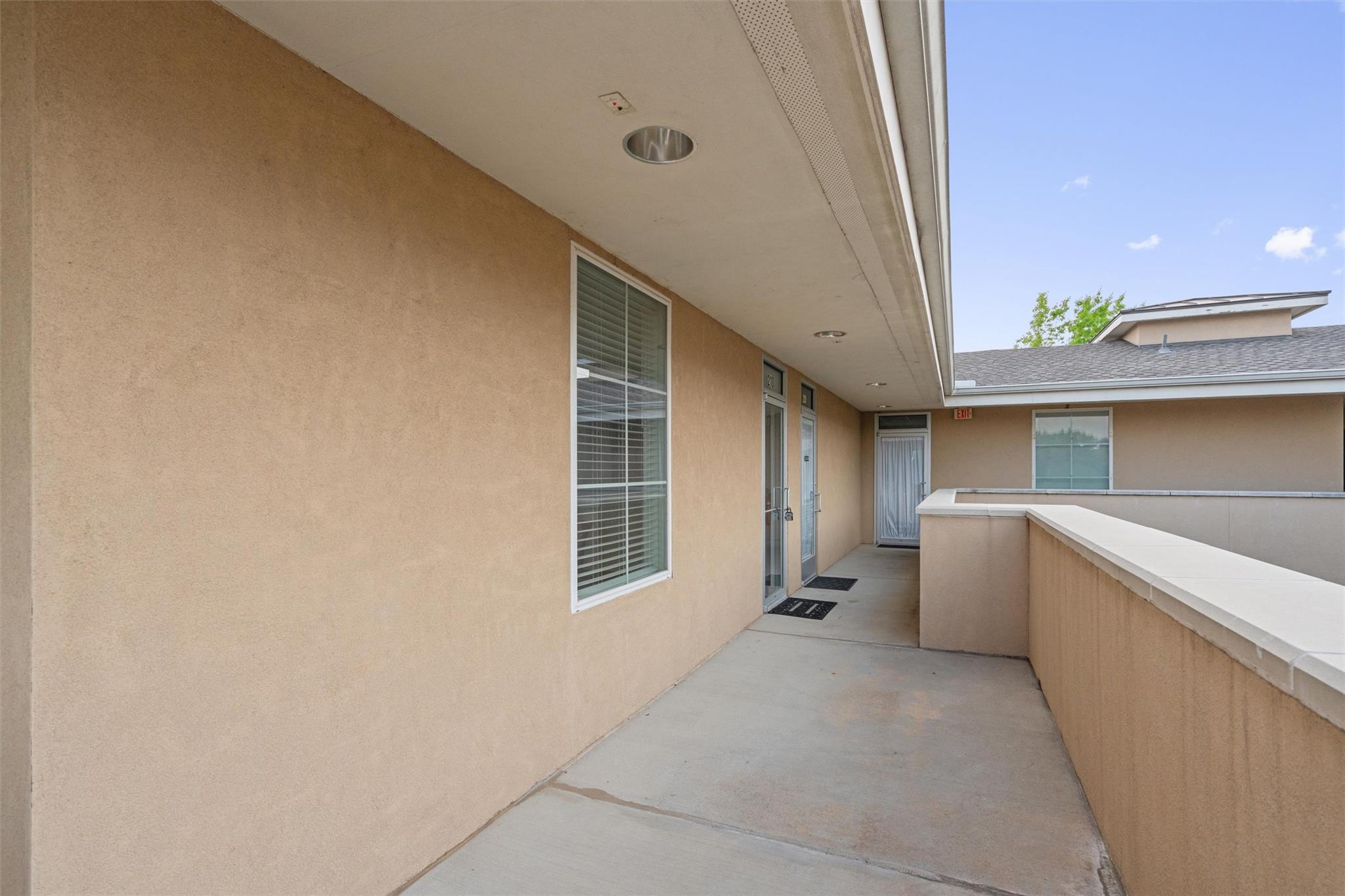 503 E Palm Valley BLVD # 220