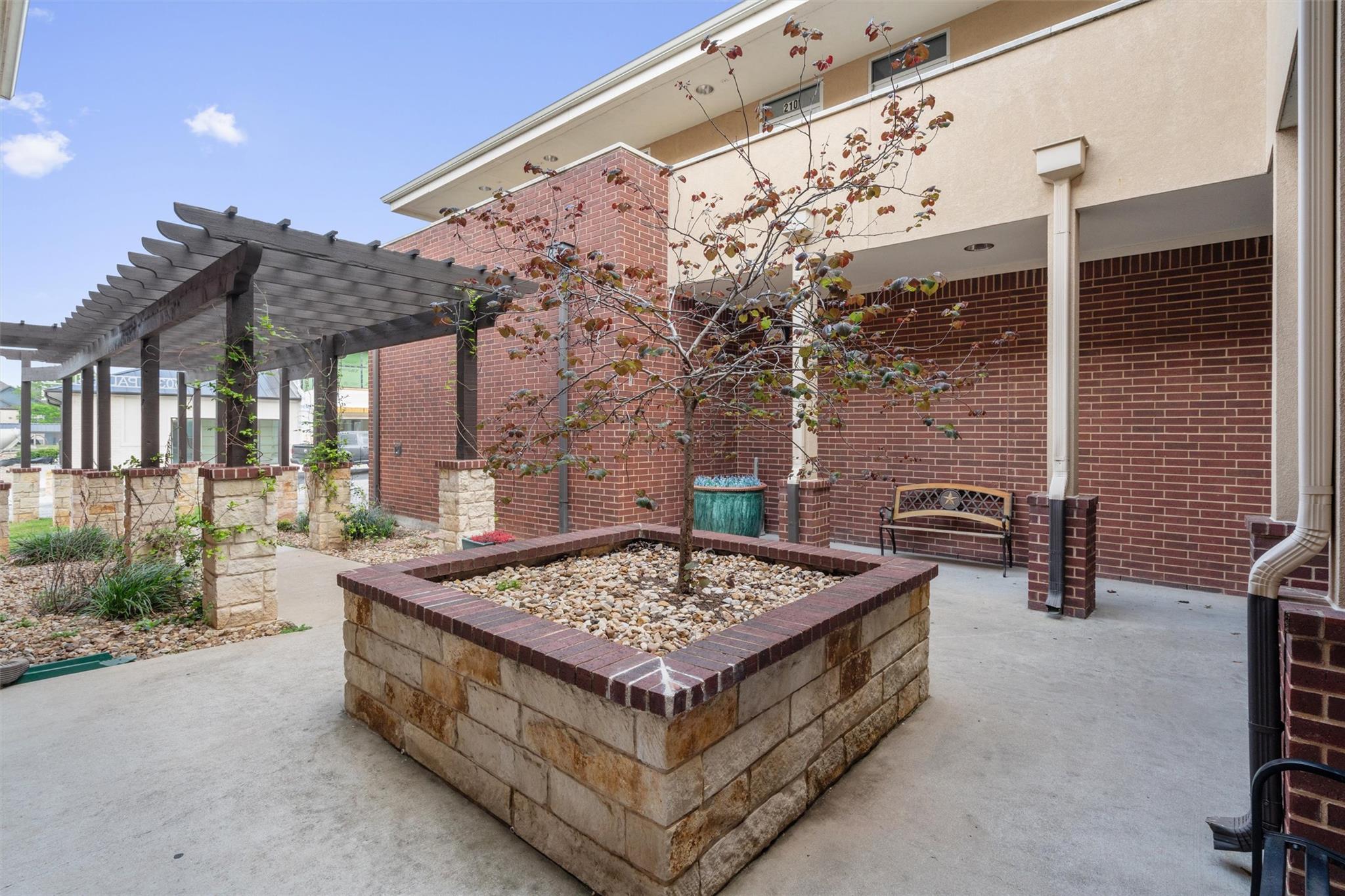 503 E Palm Valley BLVD # 220
