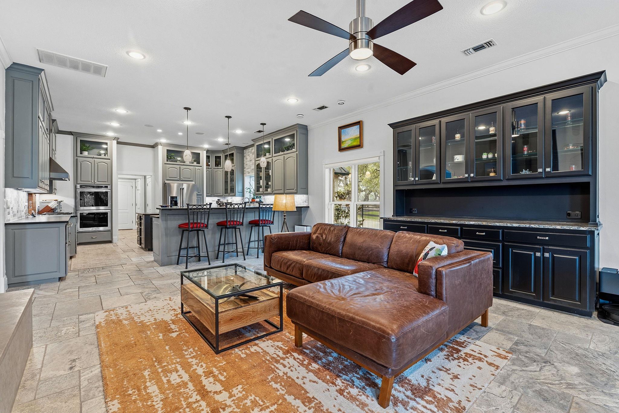 3118 La Ventana PKWY