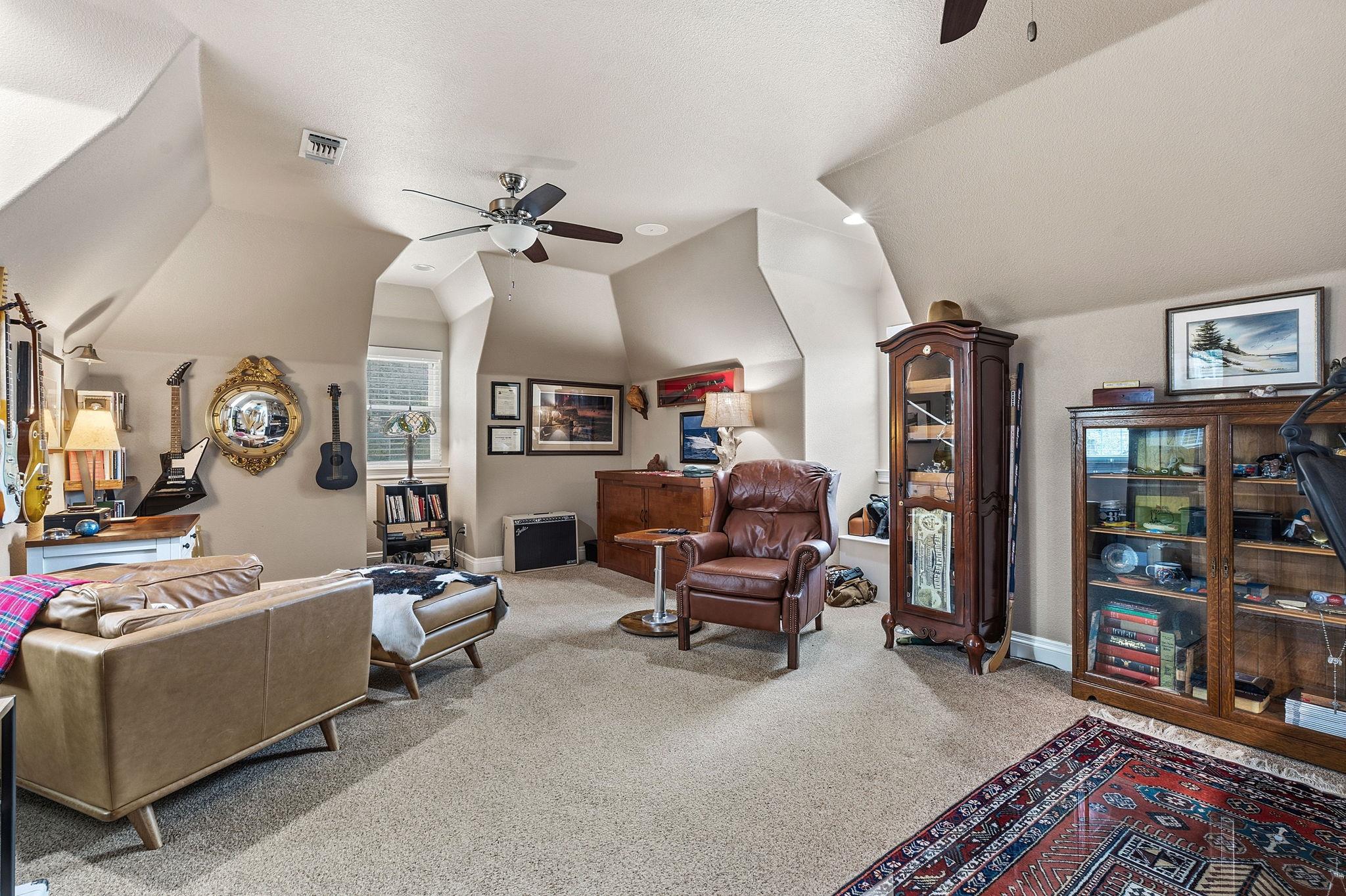 3118 La Ventana PKWY