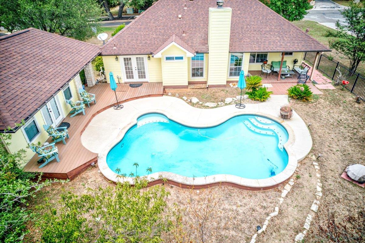 18609 Venture DR