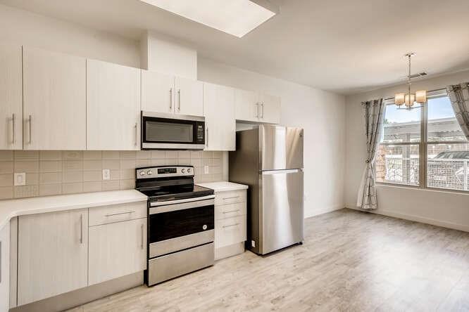 7805 Cooper LN # 206