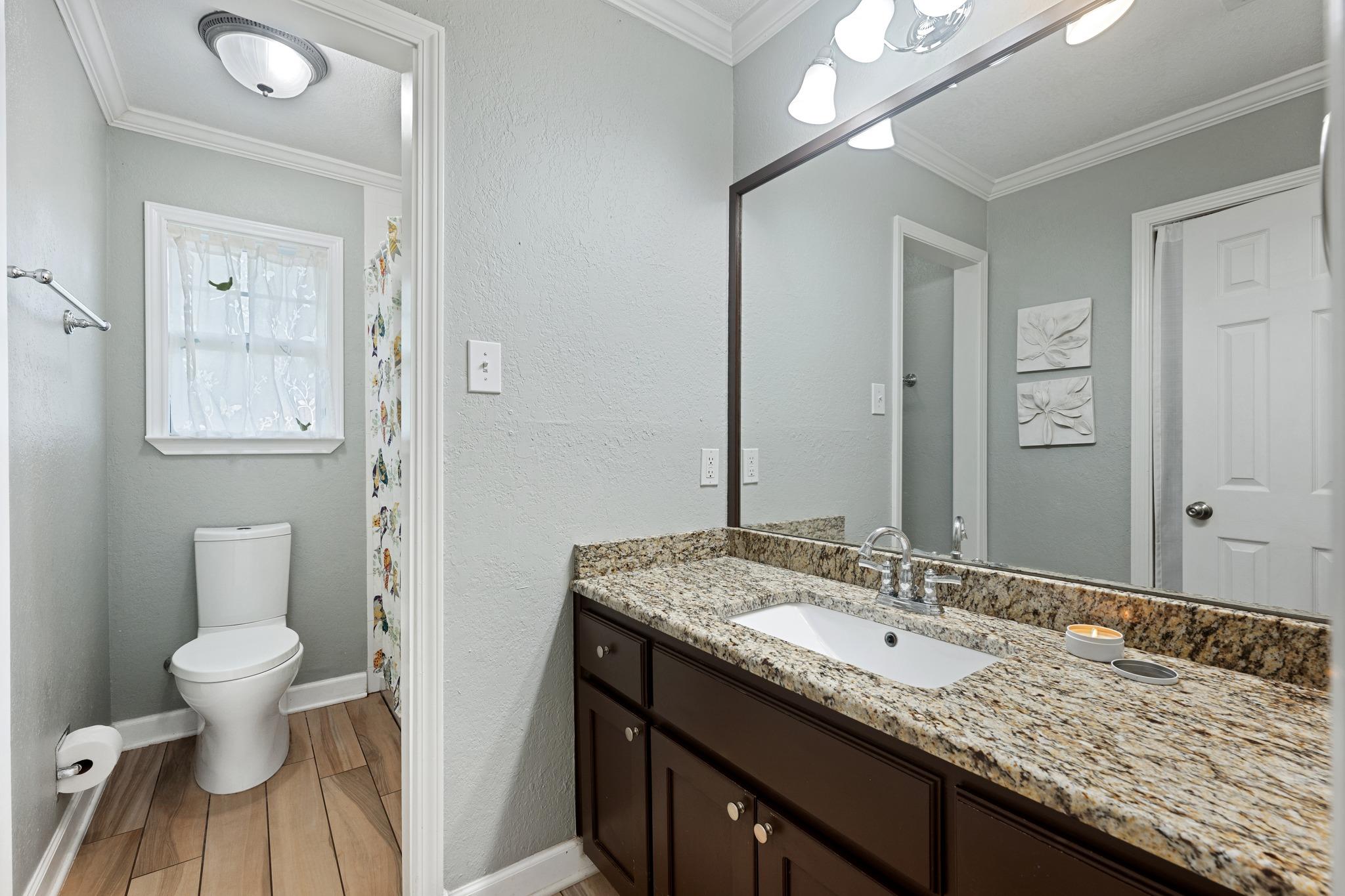 1211 Falcon Ledge DR