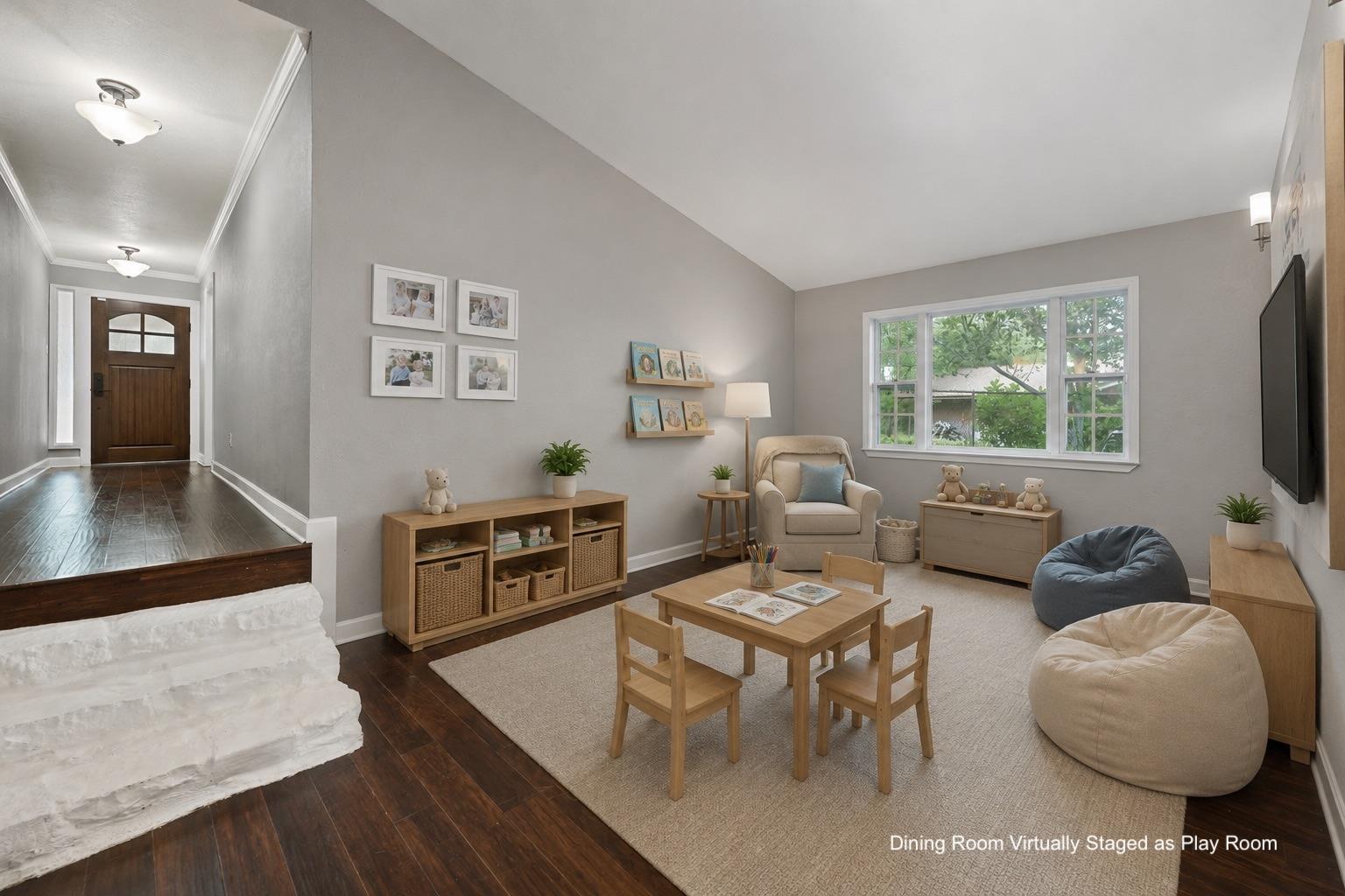 1211 Falcon Ledge DR