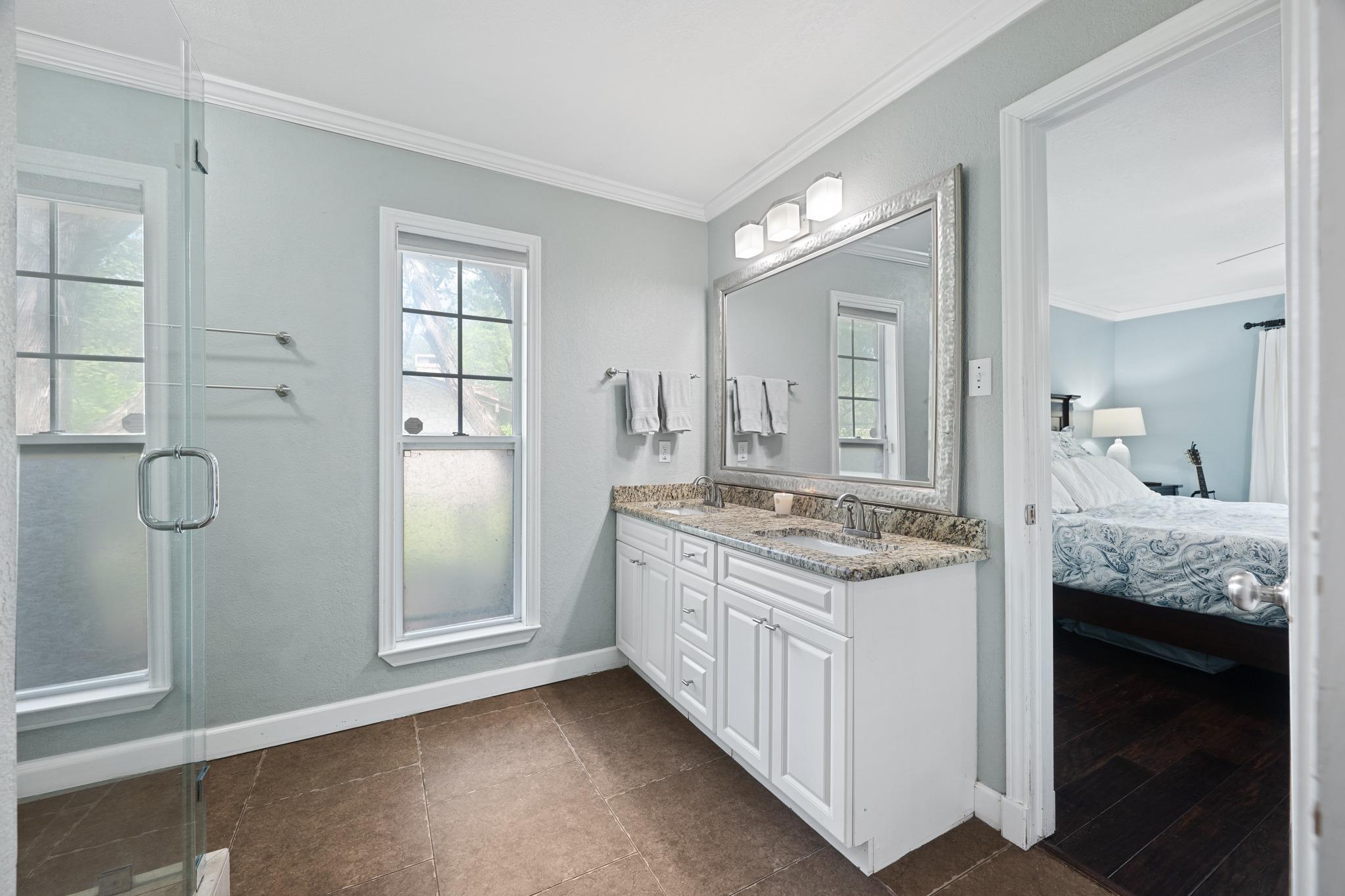 1211 Falcon Ledge DR