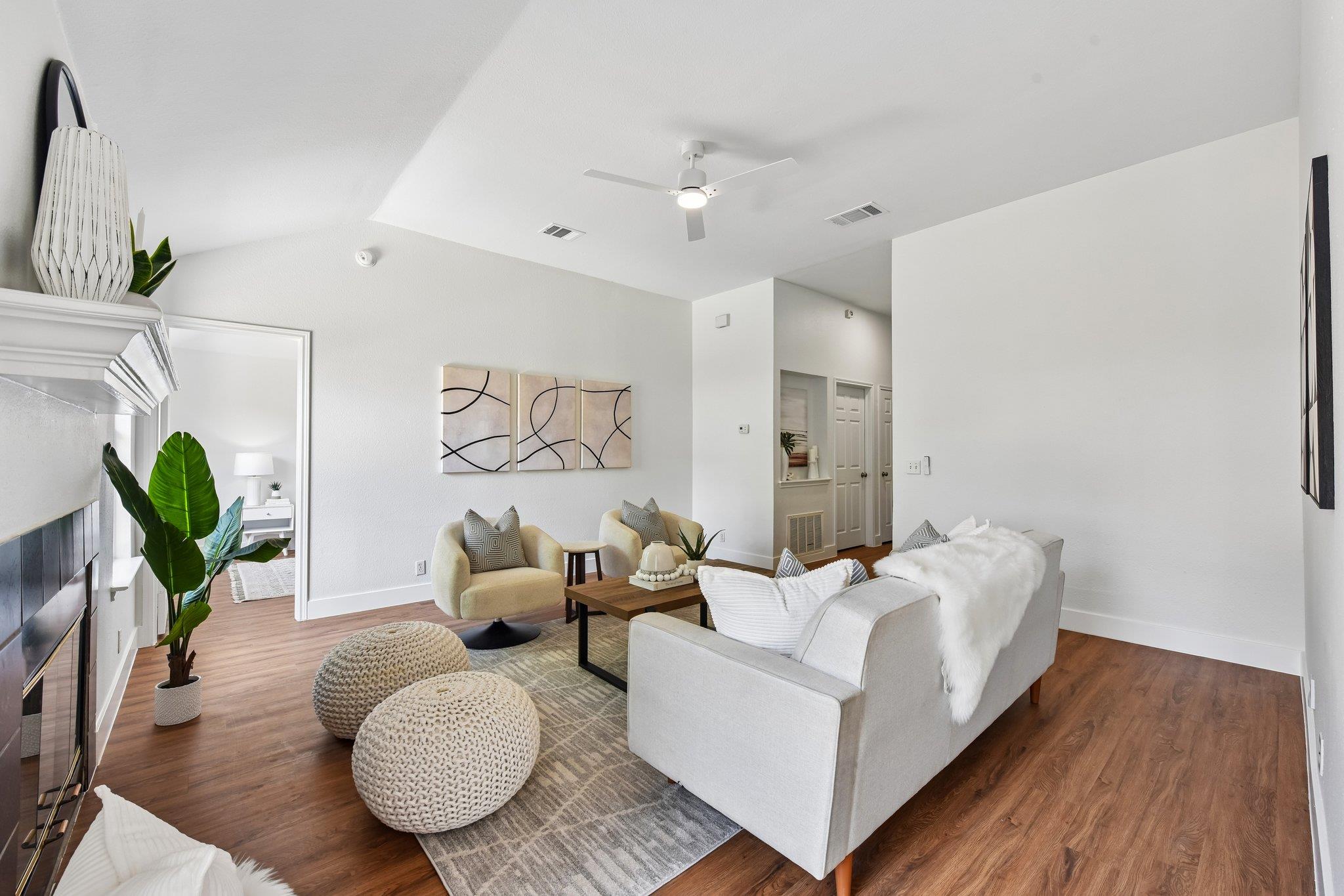 3608 DENEHOE CV