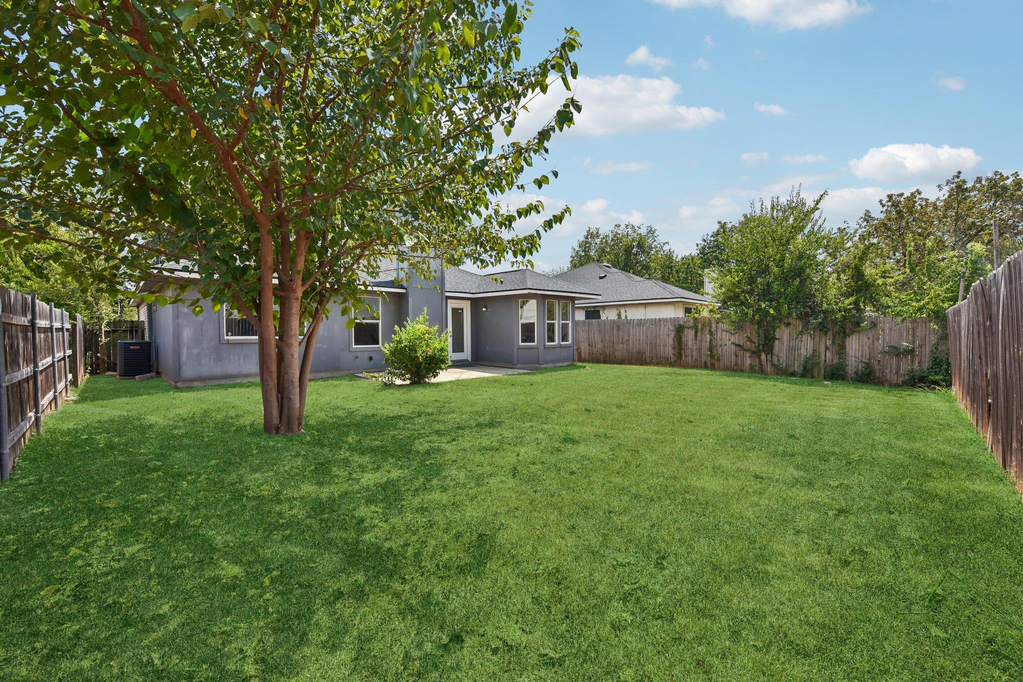 3608 DENEHOE CV
