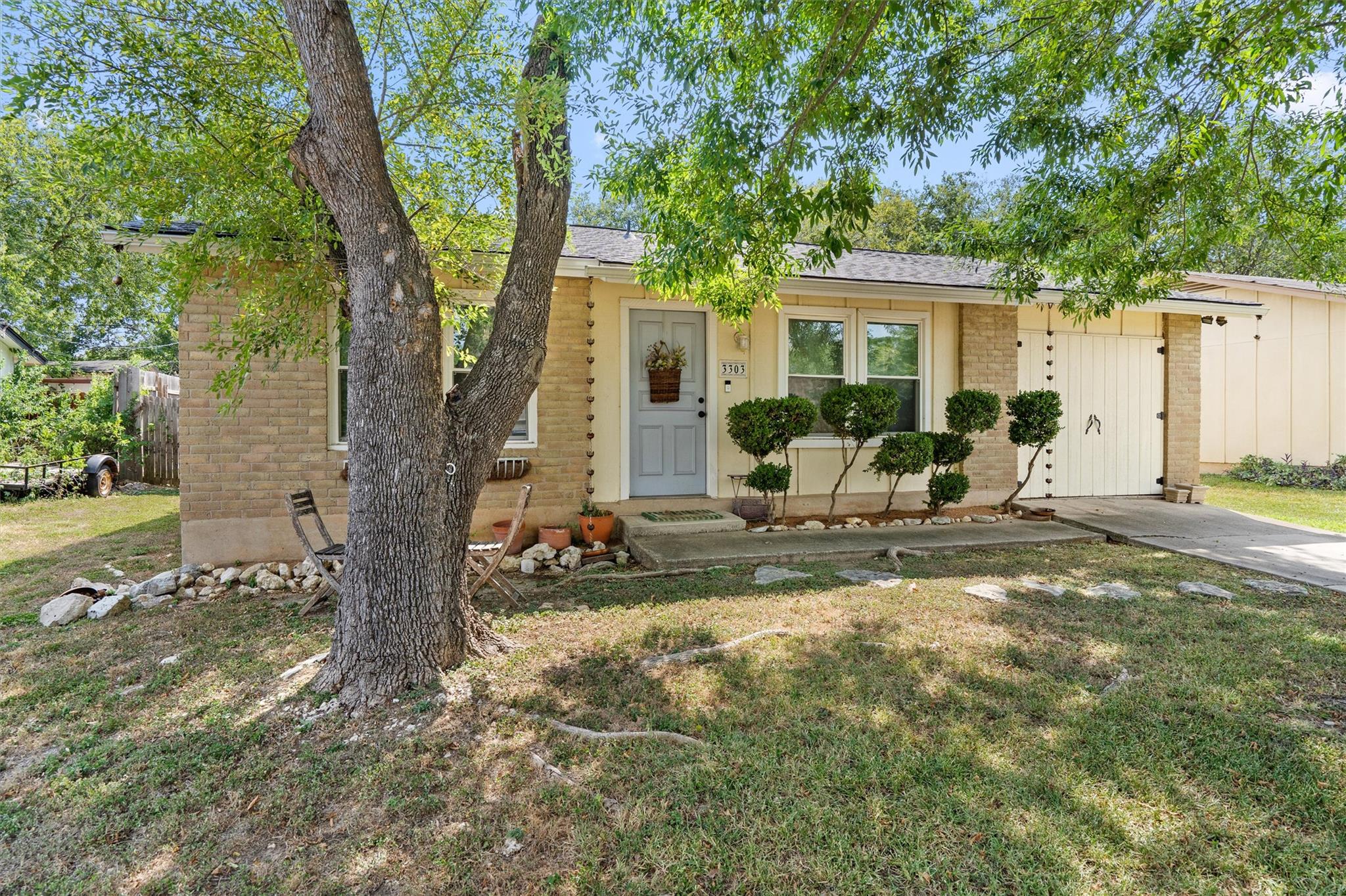 3303 Plantation RD