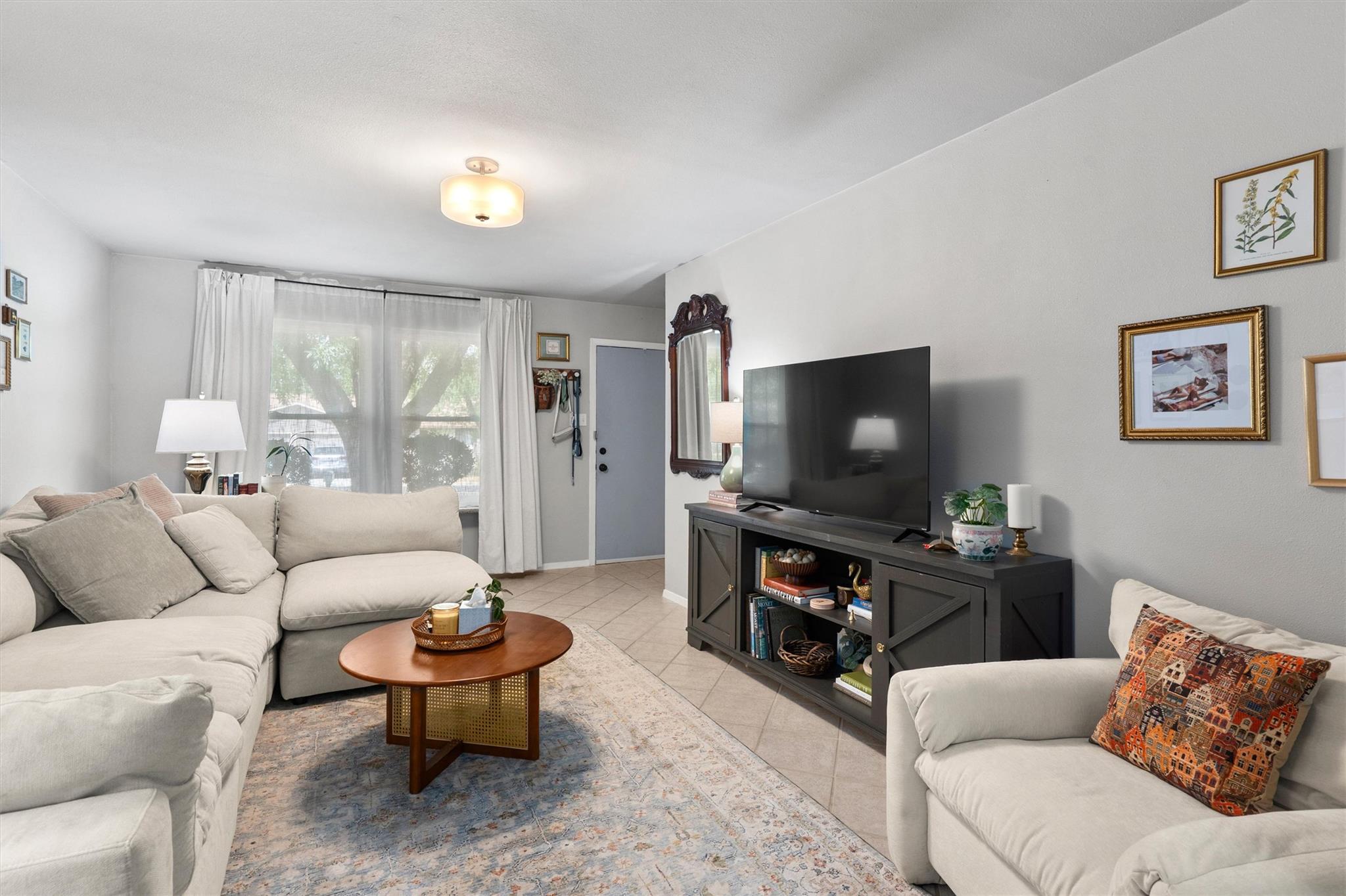 3303 Plantation RD