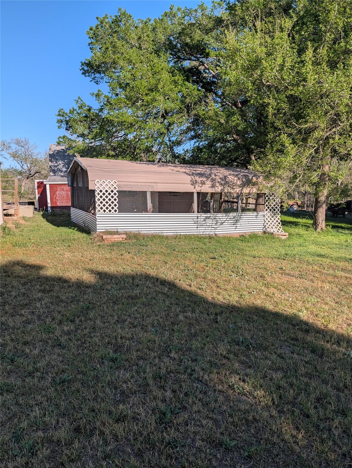 1103 Private Road 7015