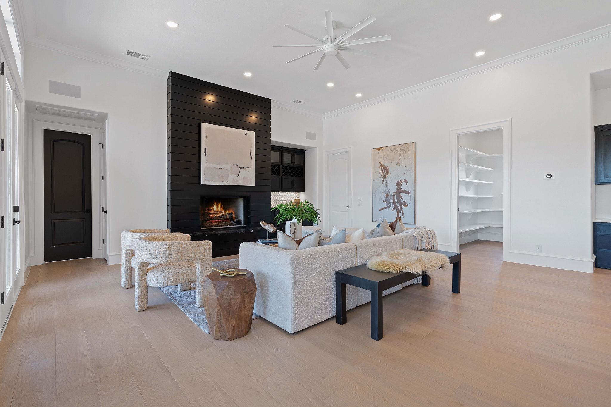 8400 Denali PKWY