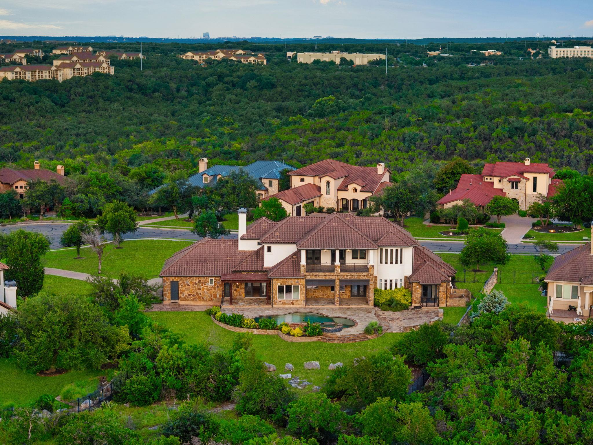 8400 Denali PKWY