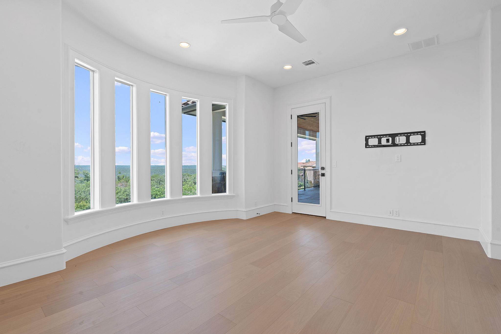 8400 Denali PKWY