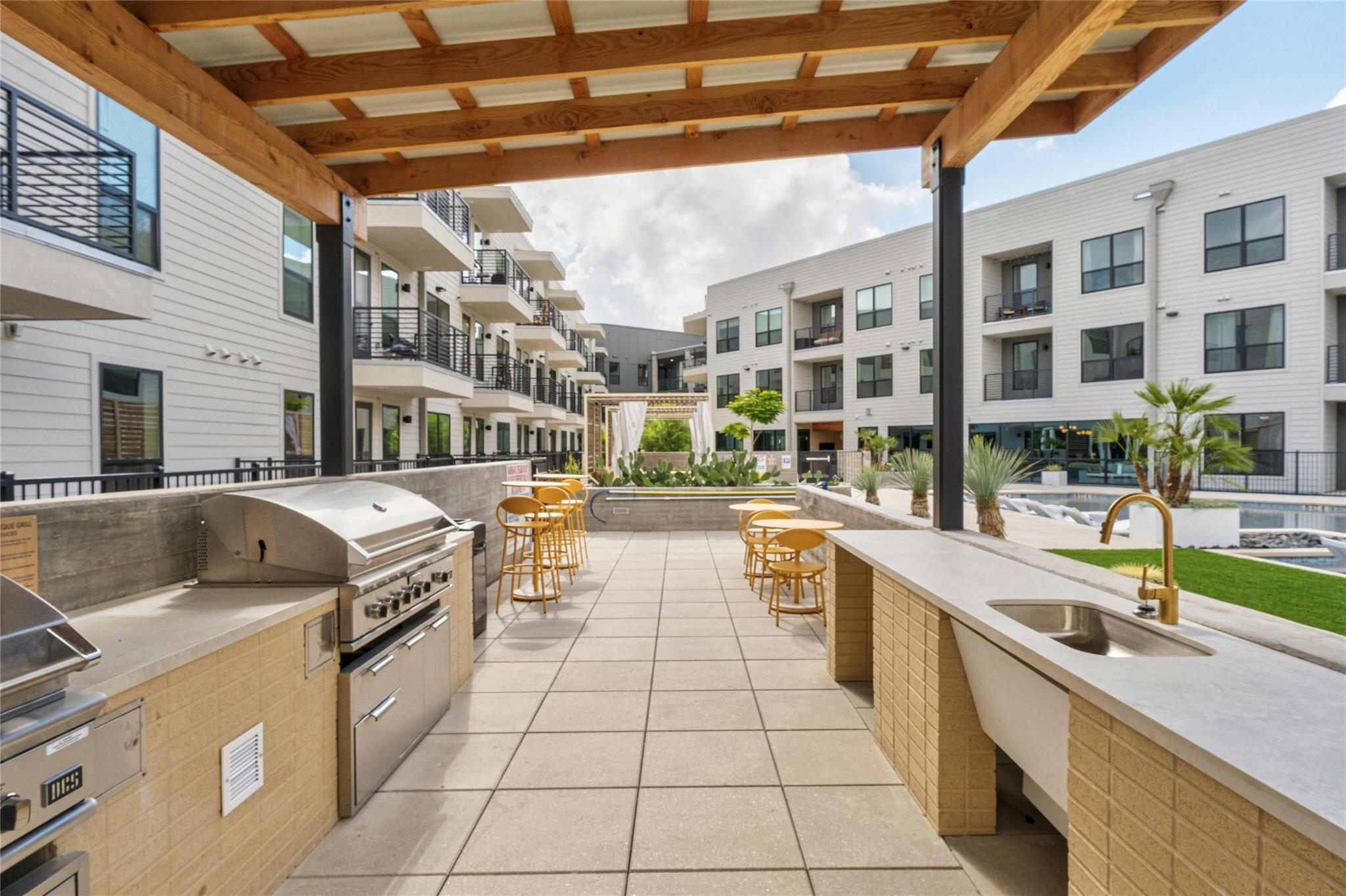 1701 Simond Ave # 644