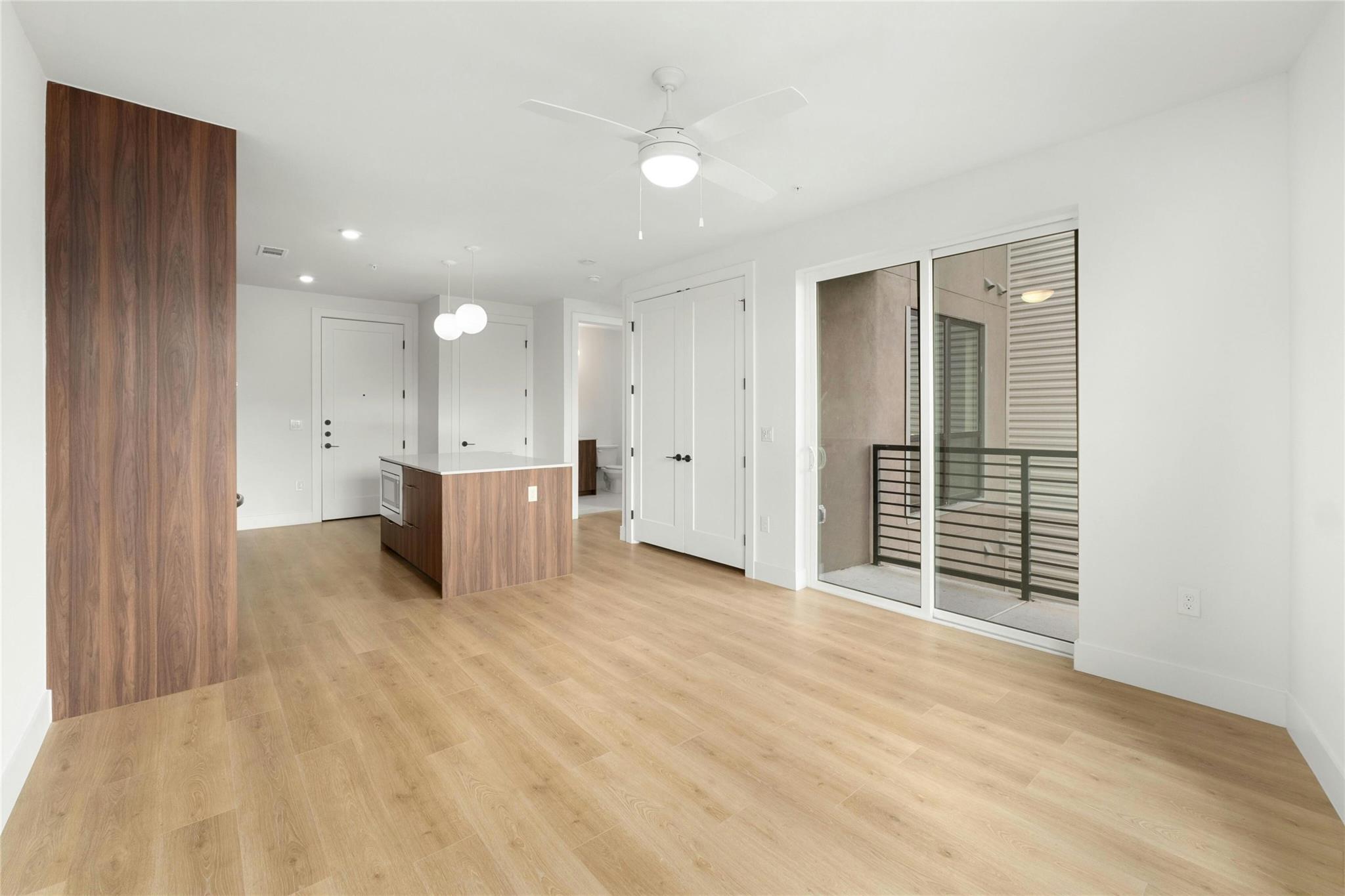 1701 Simond Ave # 644