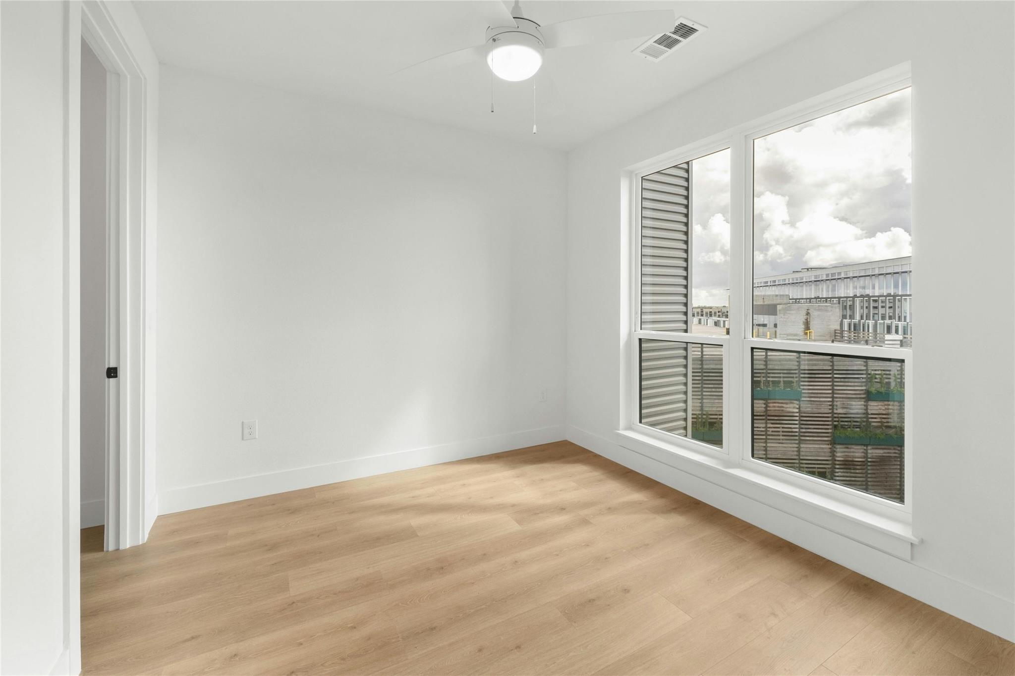1701 Simond Ave # 644