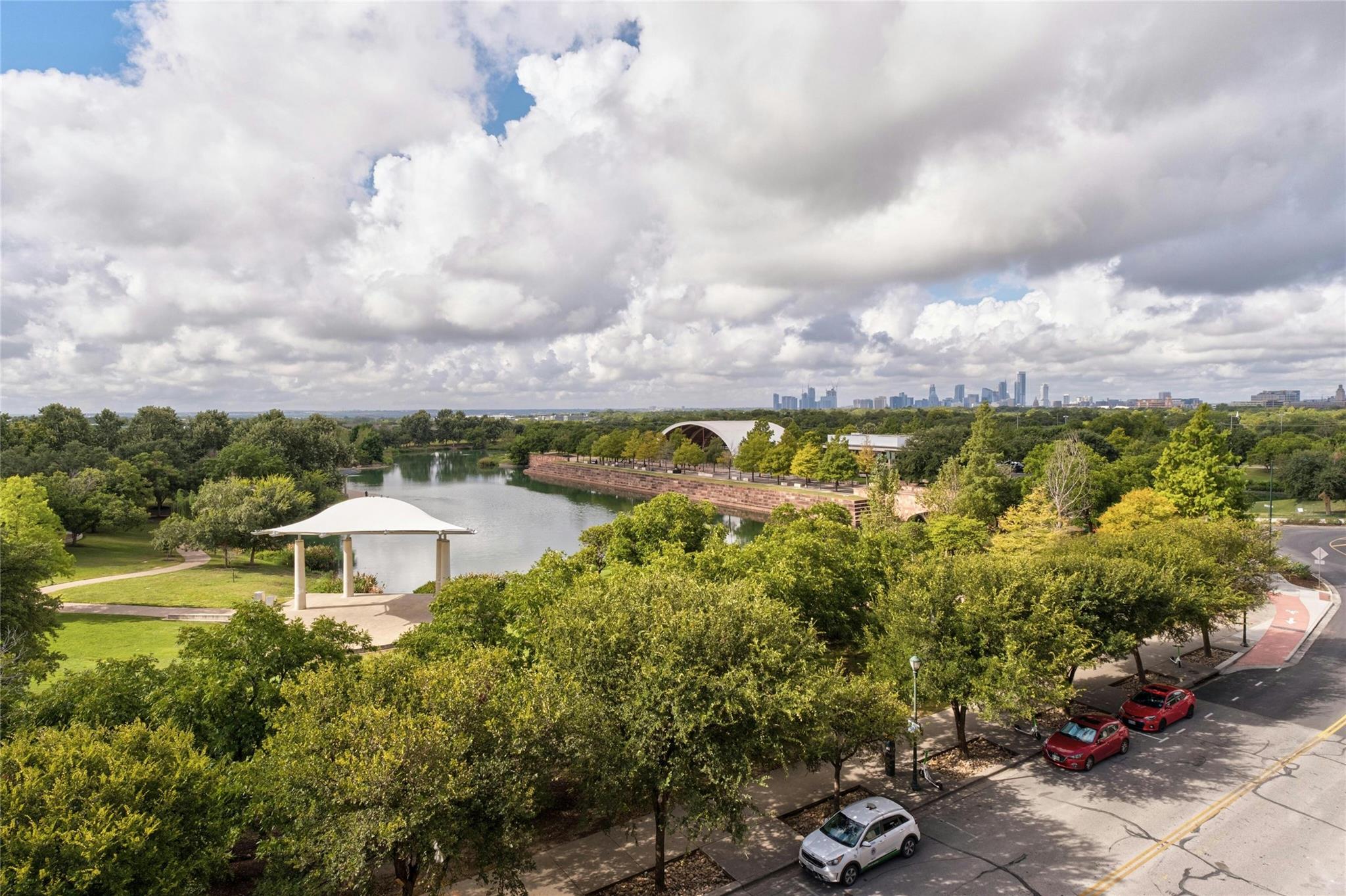 1701 Simond Ave # 644