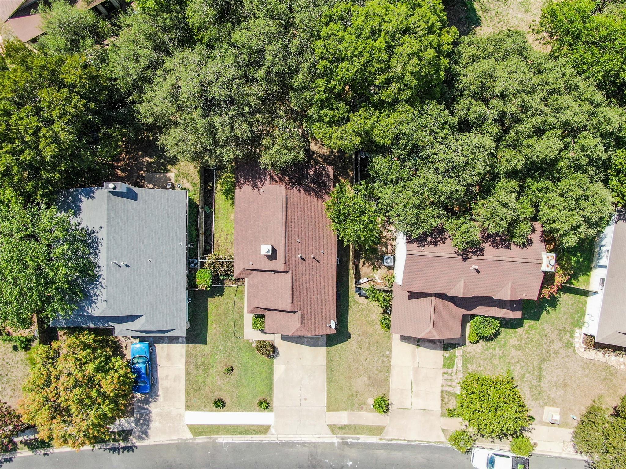 12004 Thompkins DR