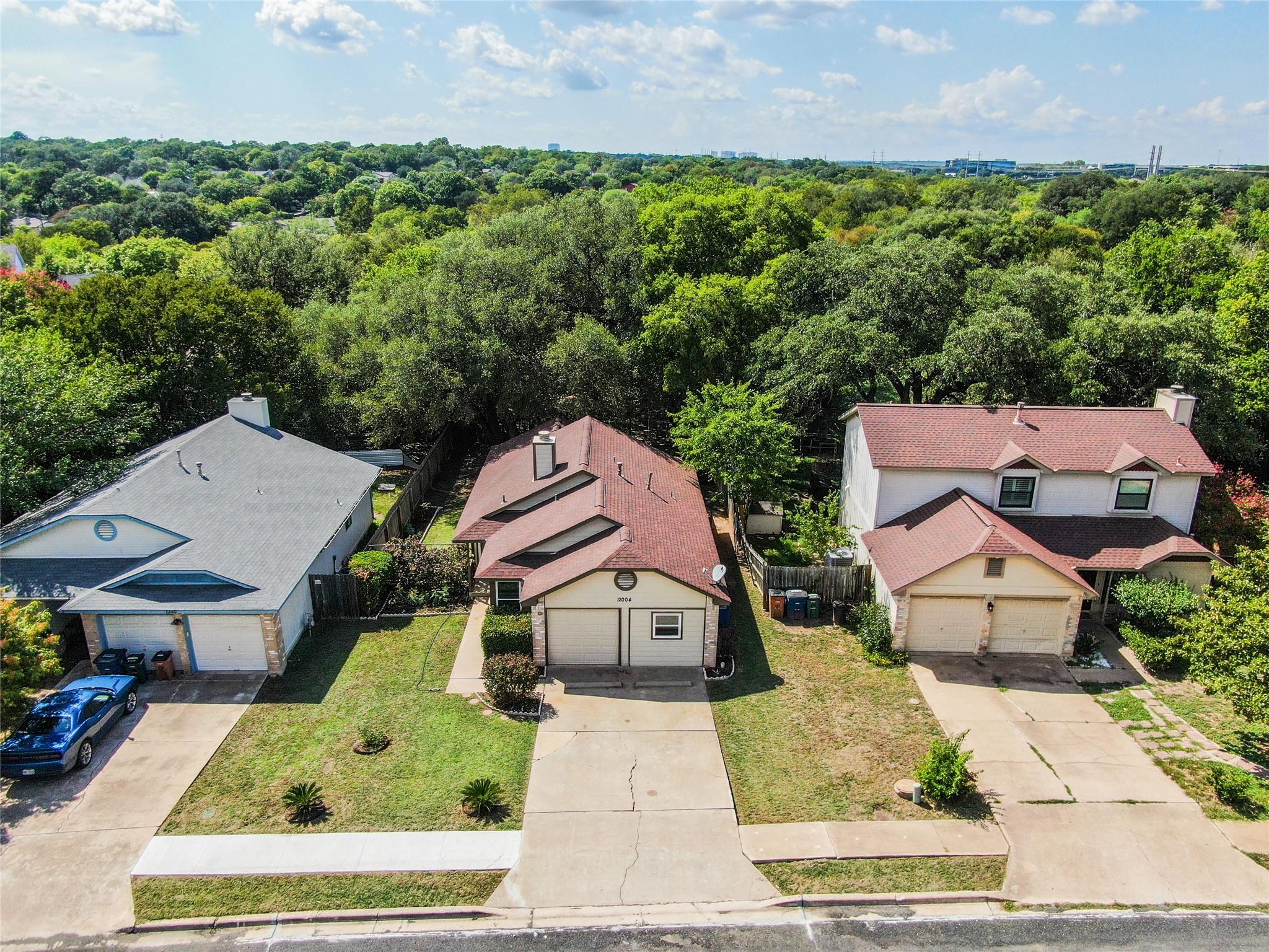12004 Thompkins DR