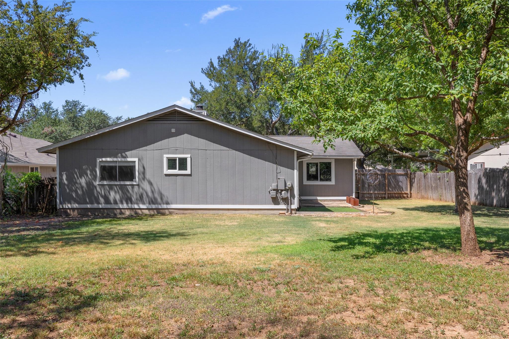 2808 Firecrest DR