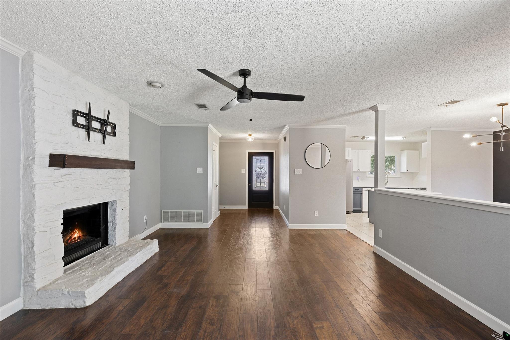2808 Firecrest DR