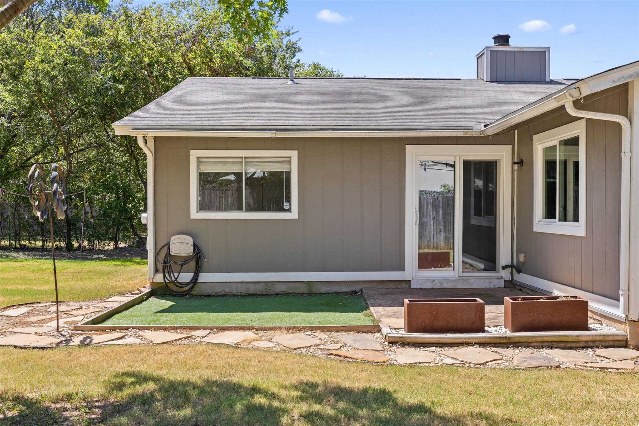 2808 Firecrest DR