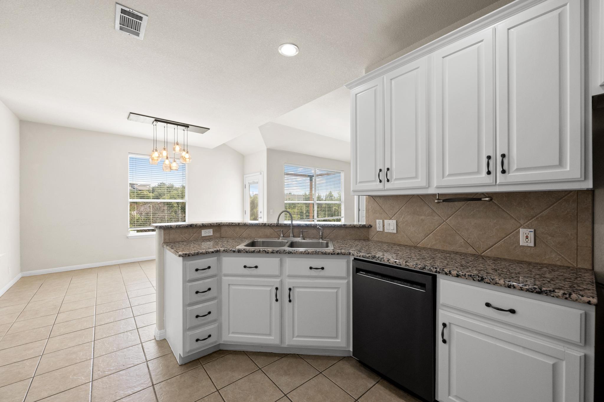 10210 Twin Lake LOOP