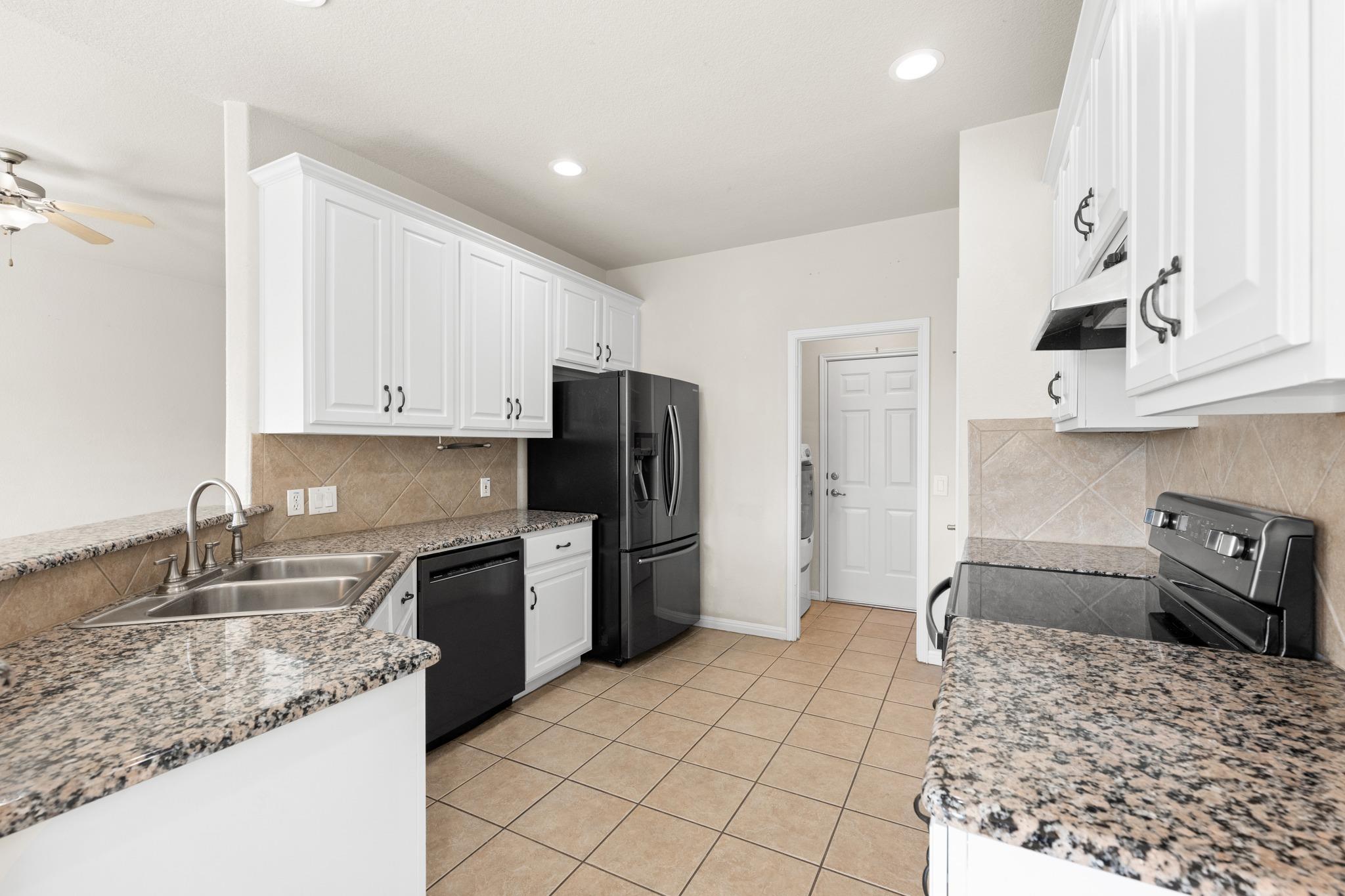 10210 Twin Lake LOOP