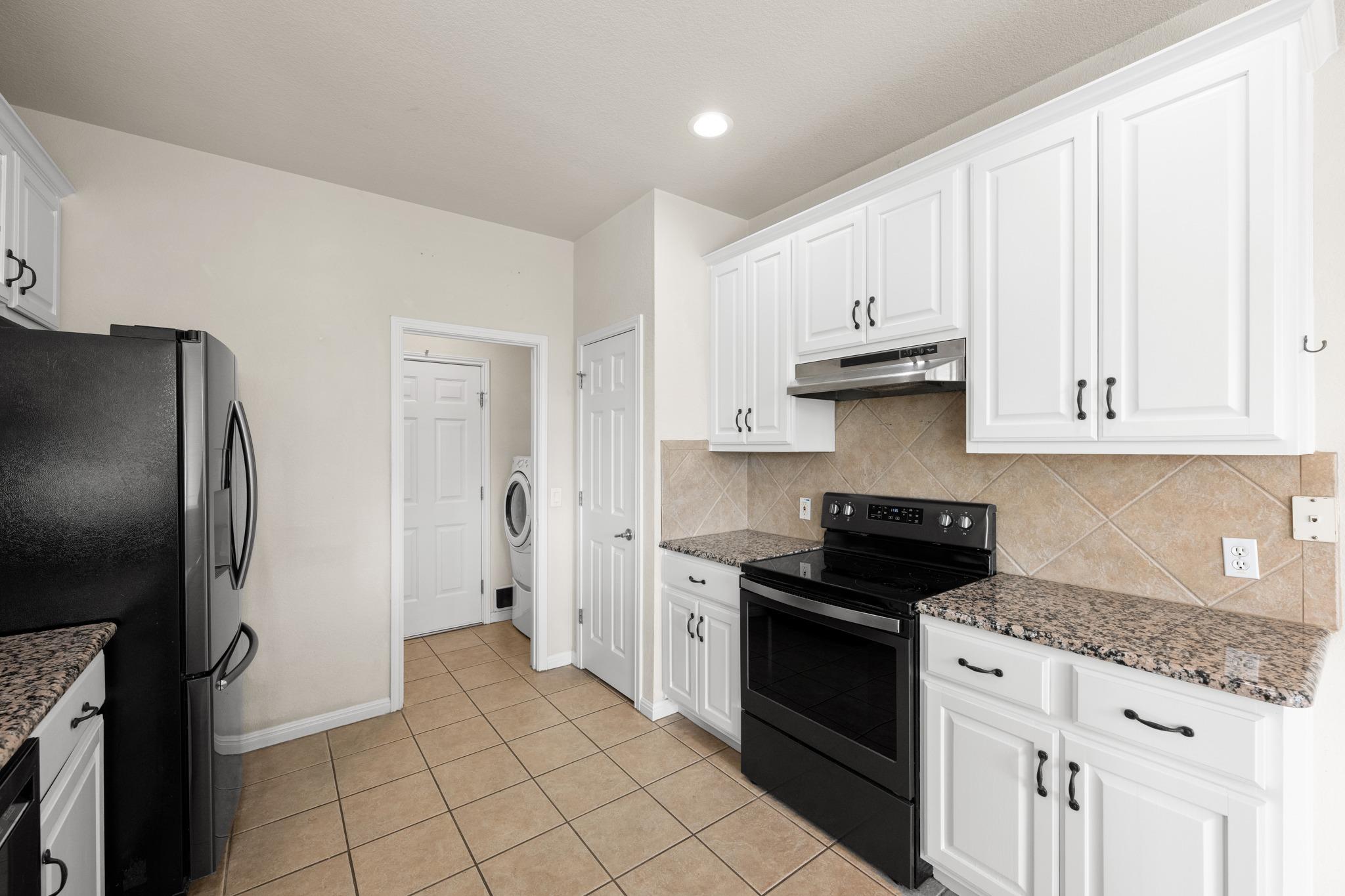 10210 Twin Lake LOOP