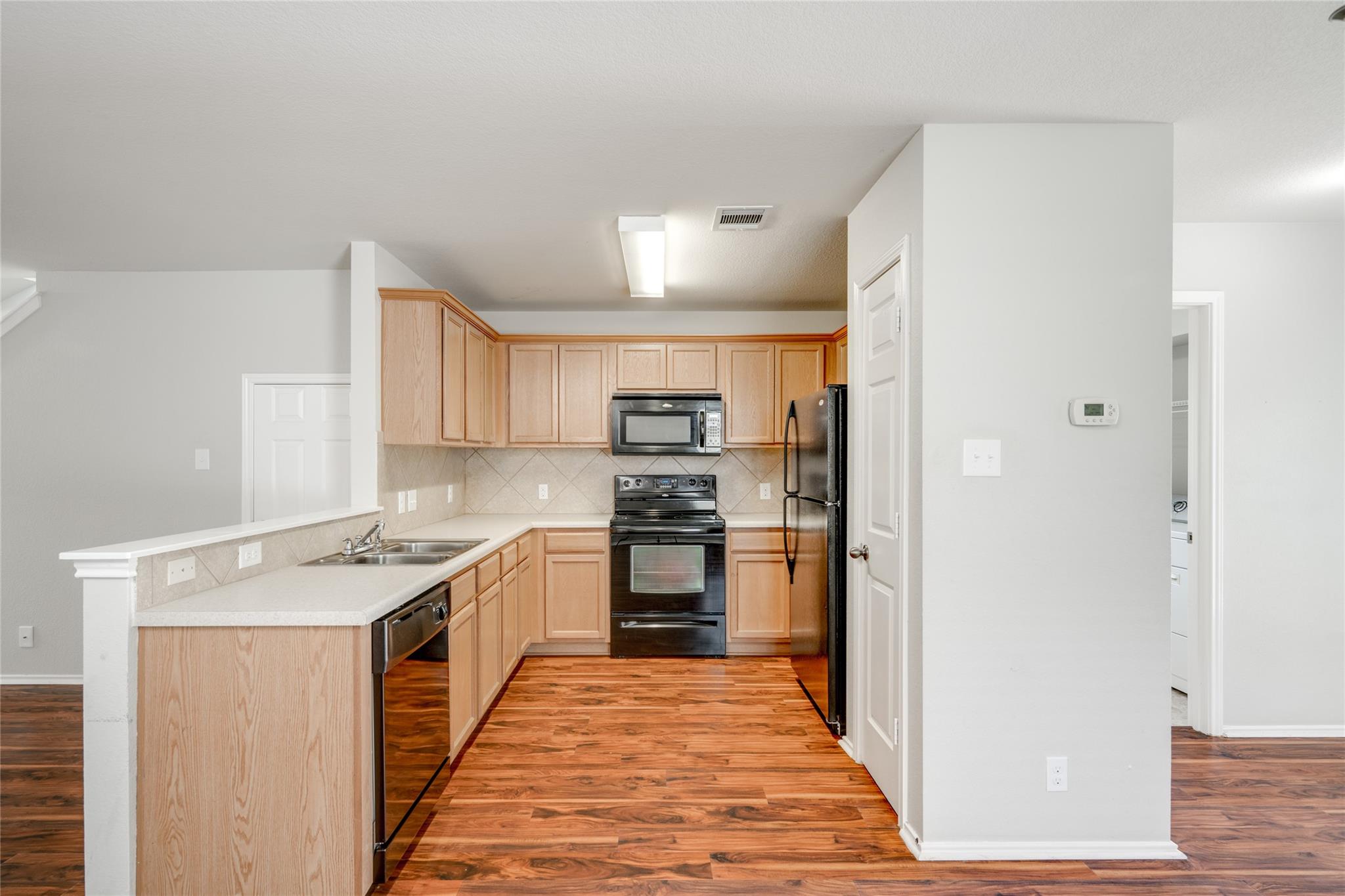 524 Rolling Oak DR