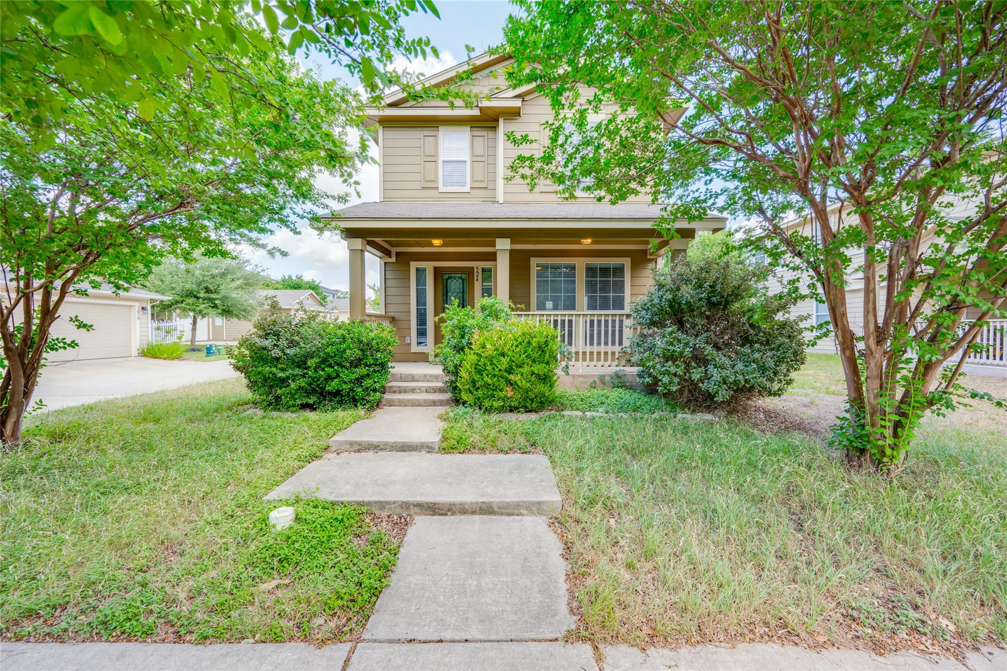 524 Rolling Oak DR