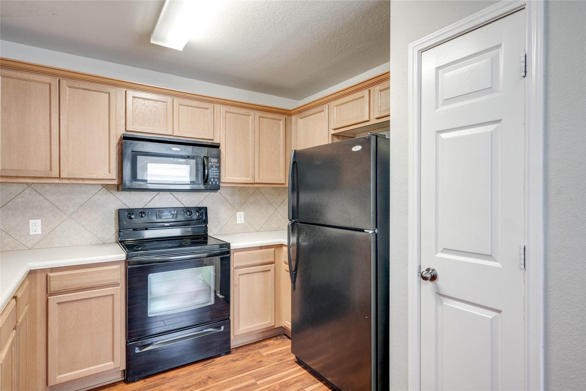 524 Rolling Oak DR