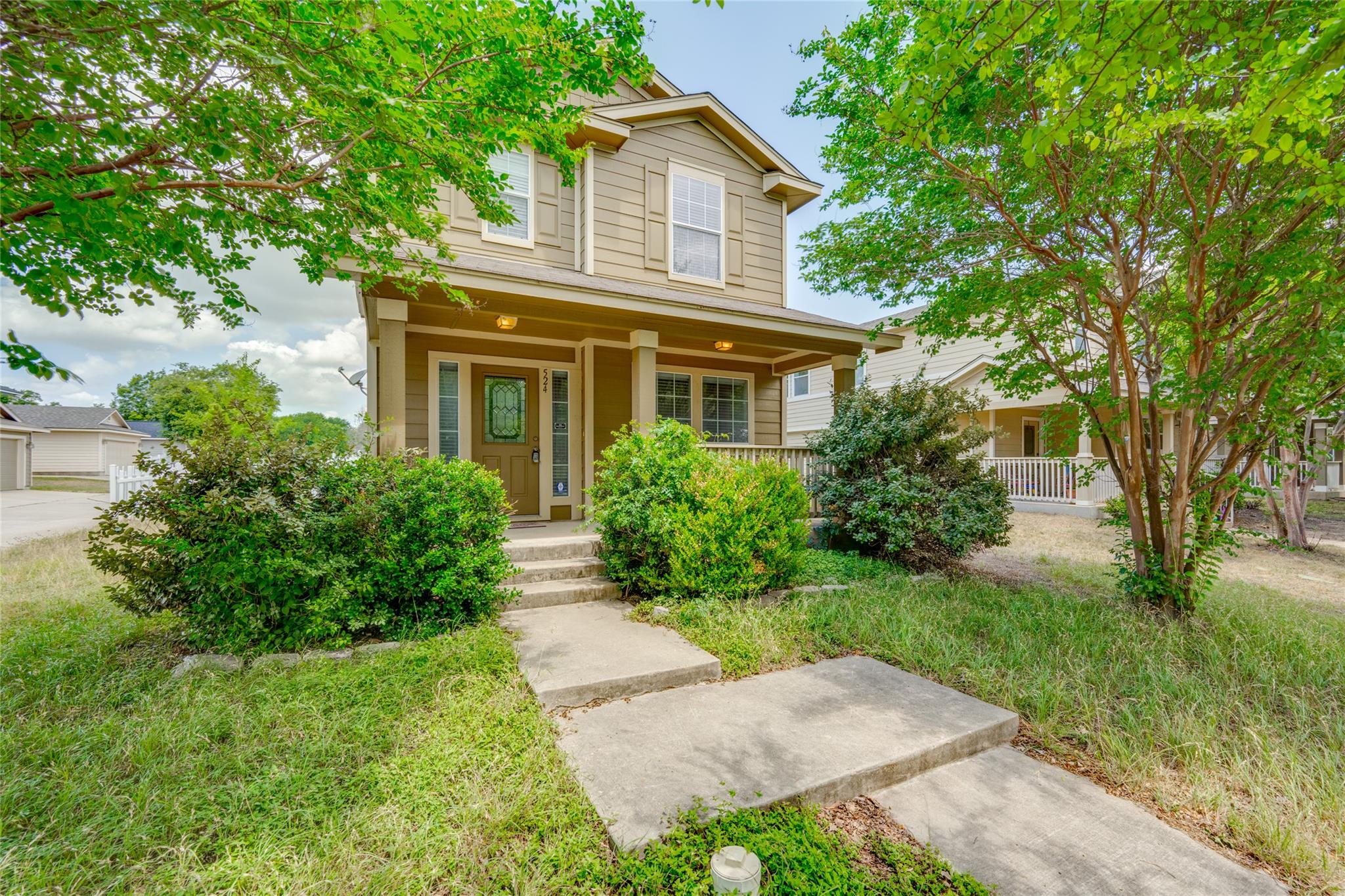 524 Rolling Oak DR