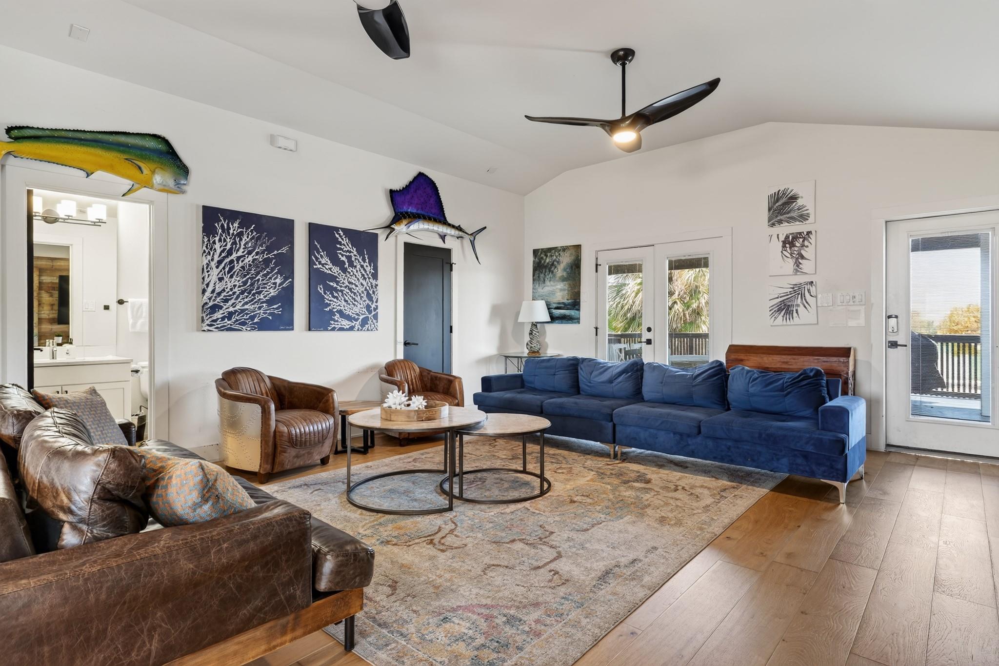 500 Royal Palm LN