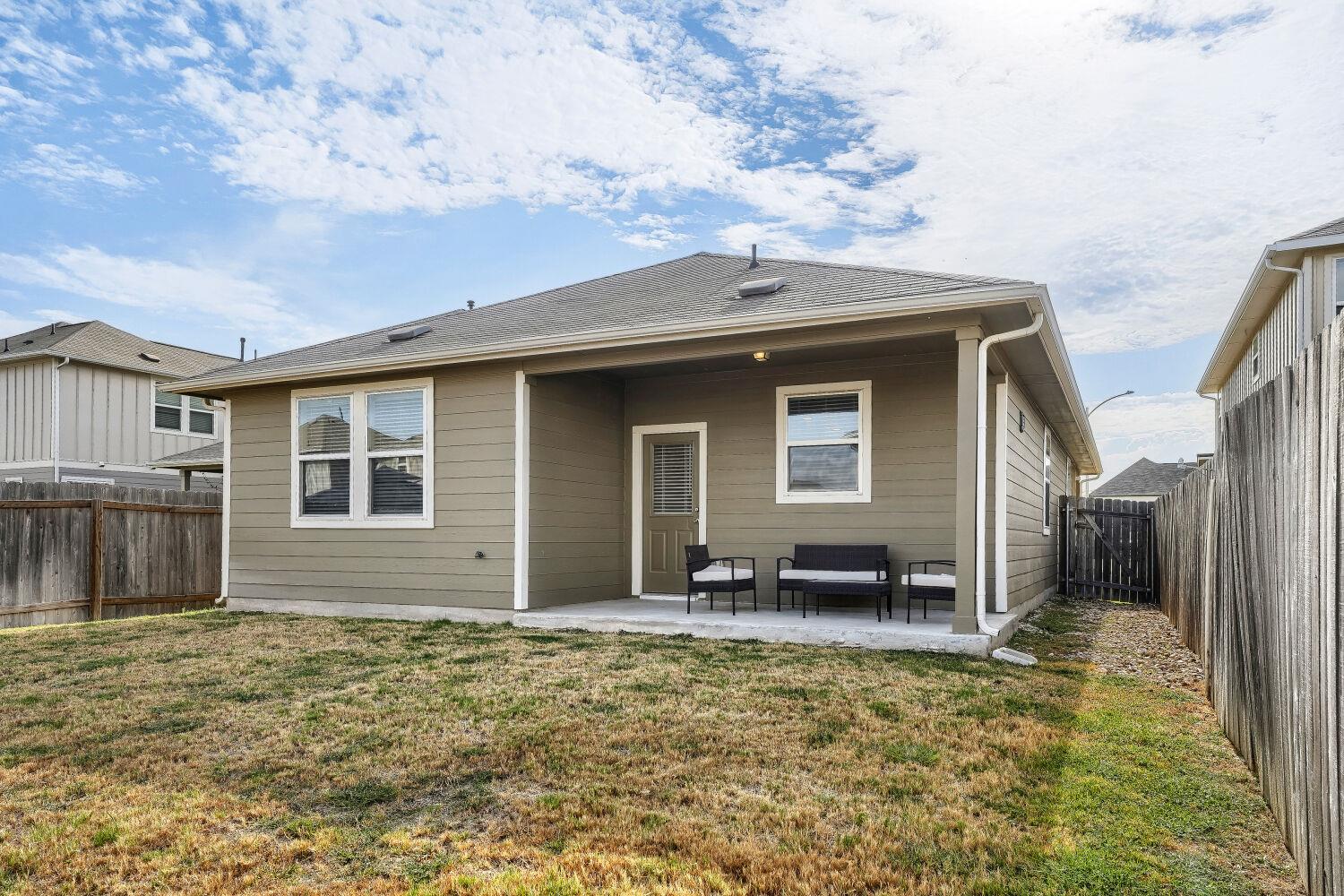 12104 Tolson DR