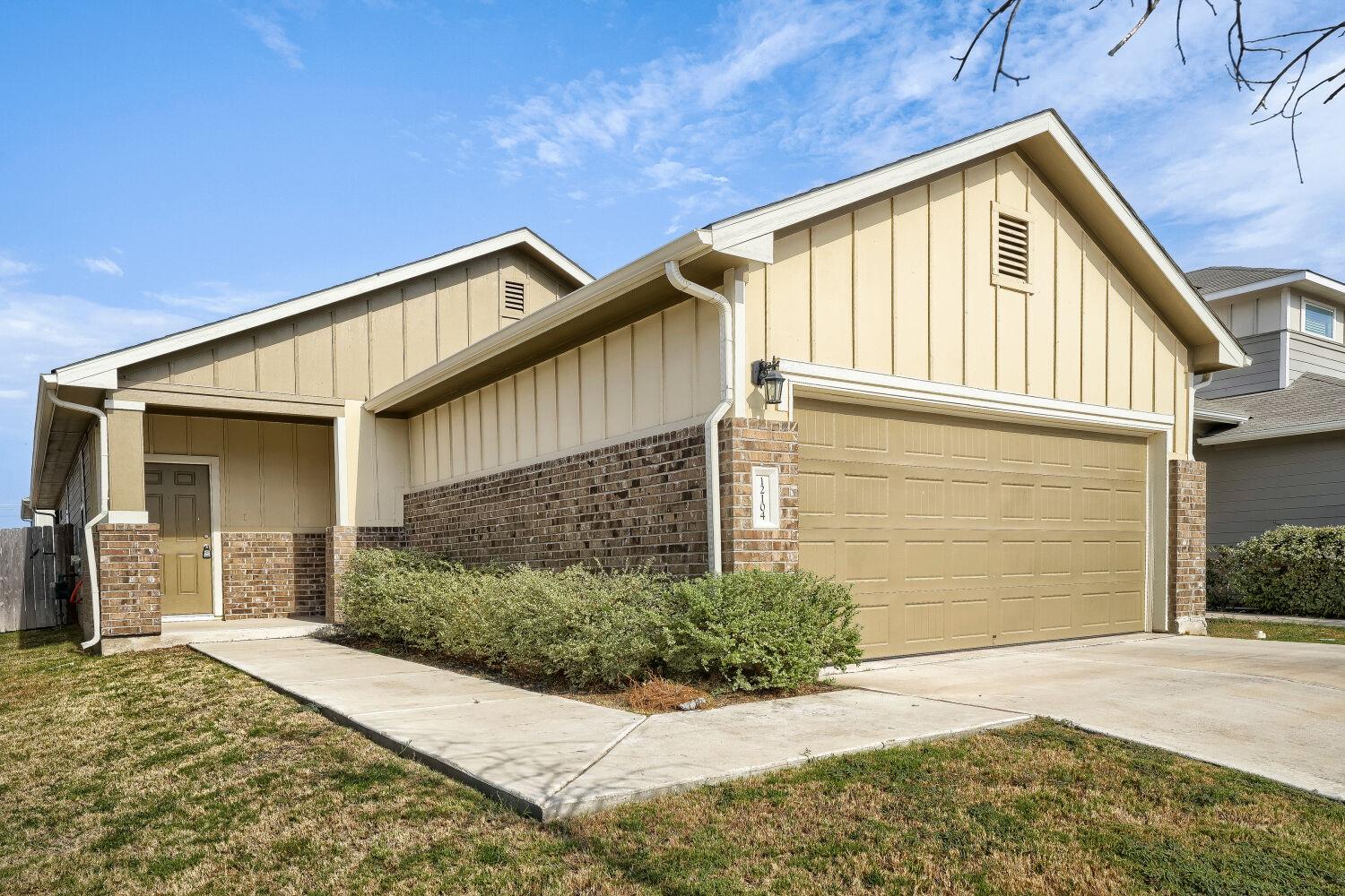 12104 Tolson DR