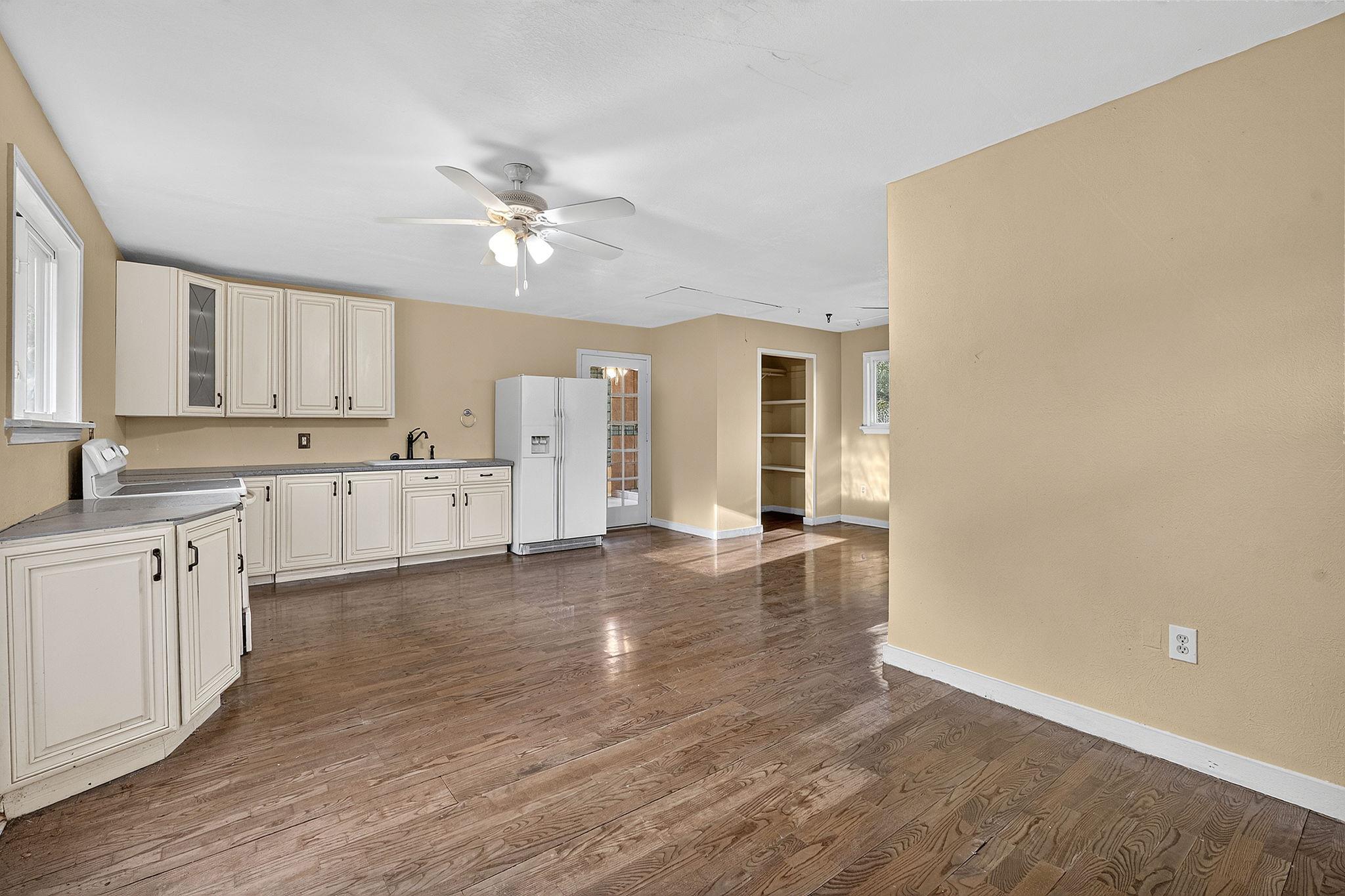 3809 Wyldwood RD