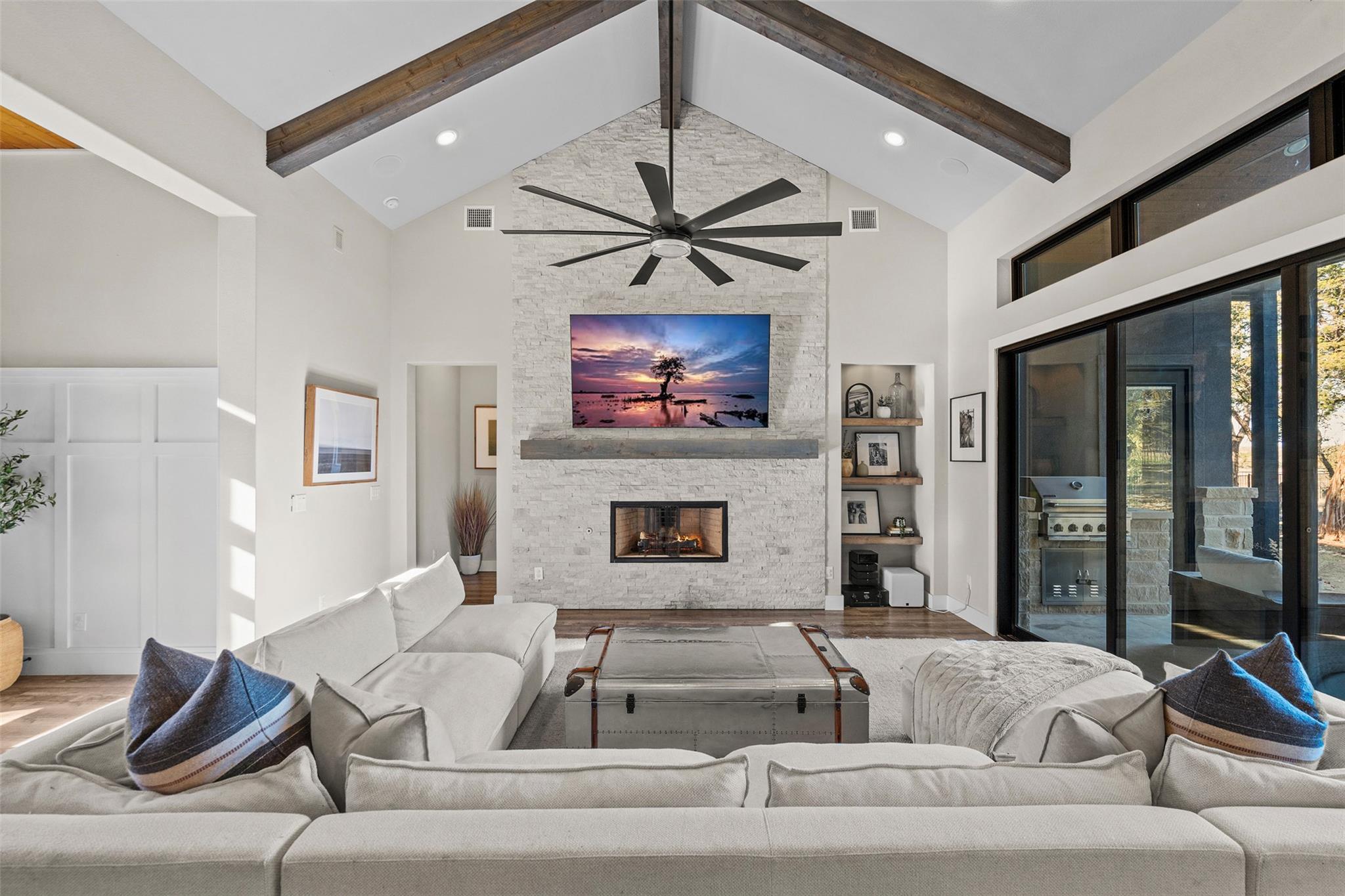 316 Stockman DR