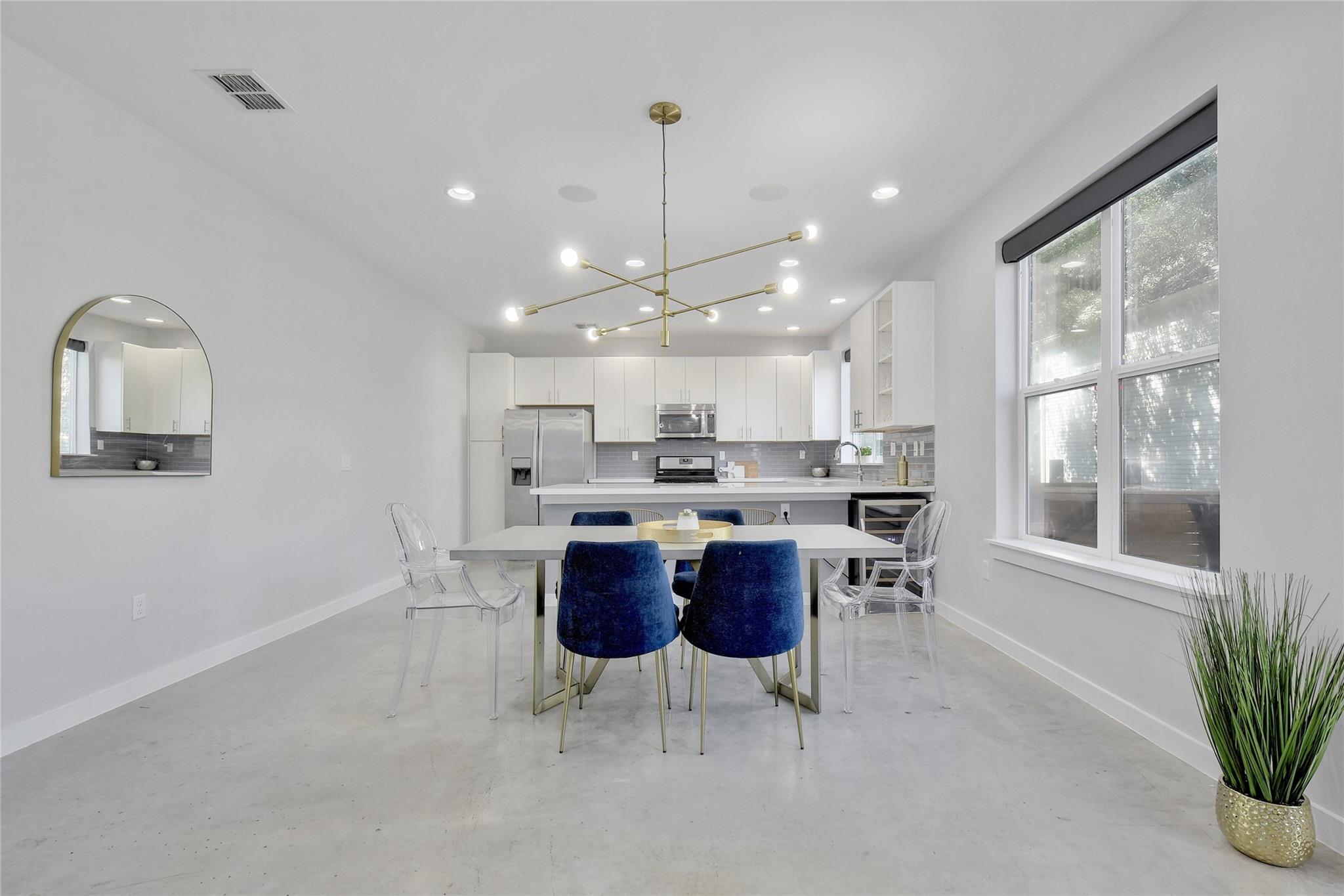 3001 Del Curto RD # 35