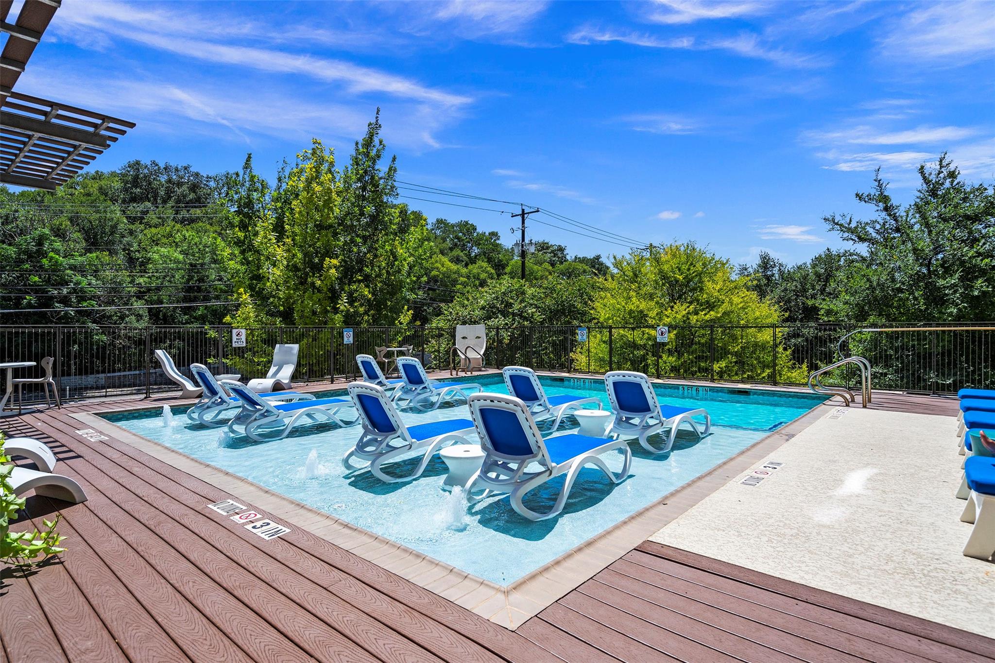 1900 Barton Springs RD # 5027
