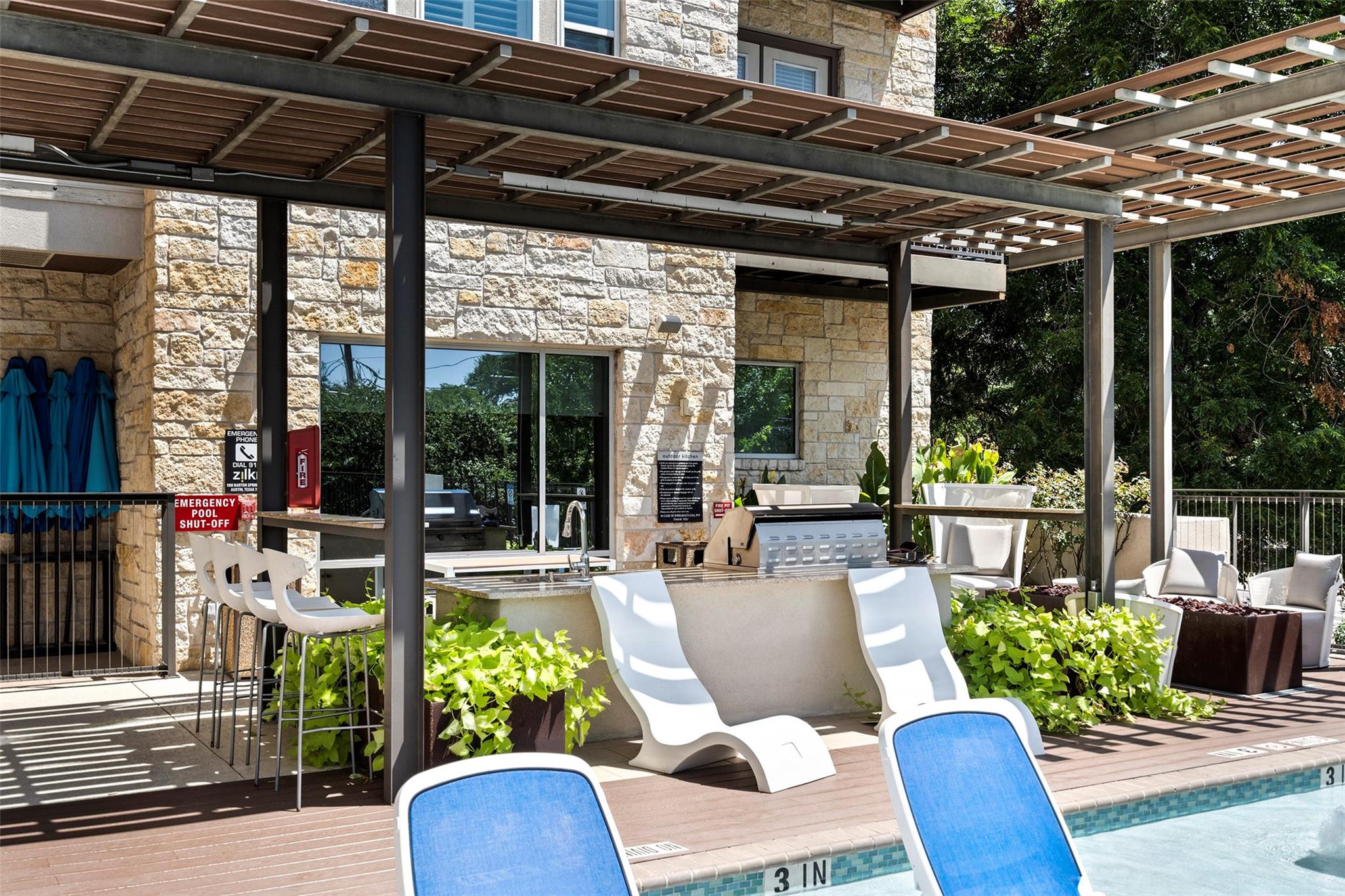 1900 Barton Springs RD # 5027