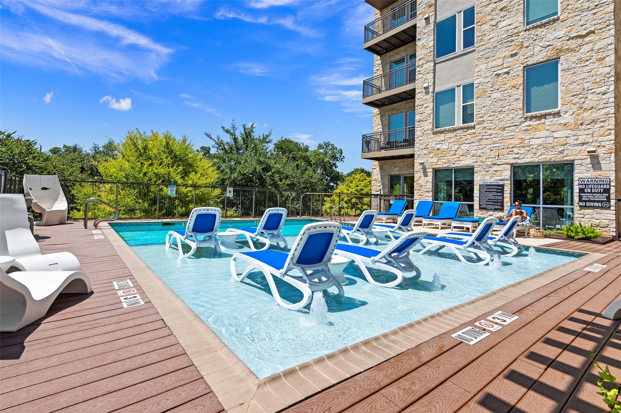 1900 Barton Springs RD # 5027