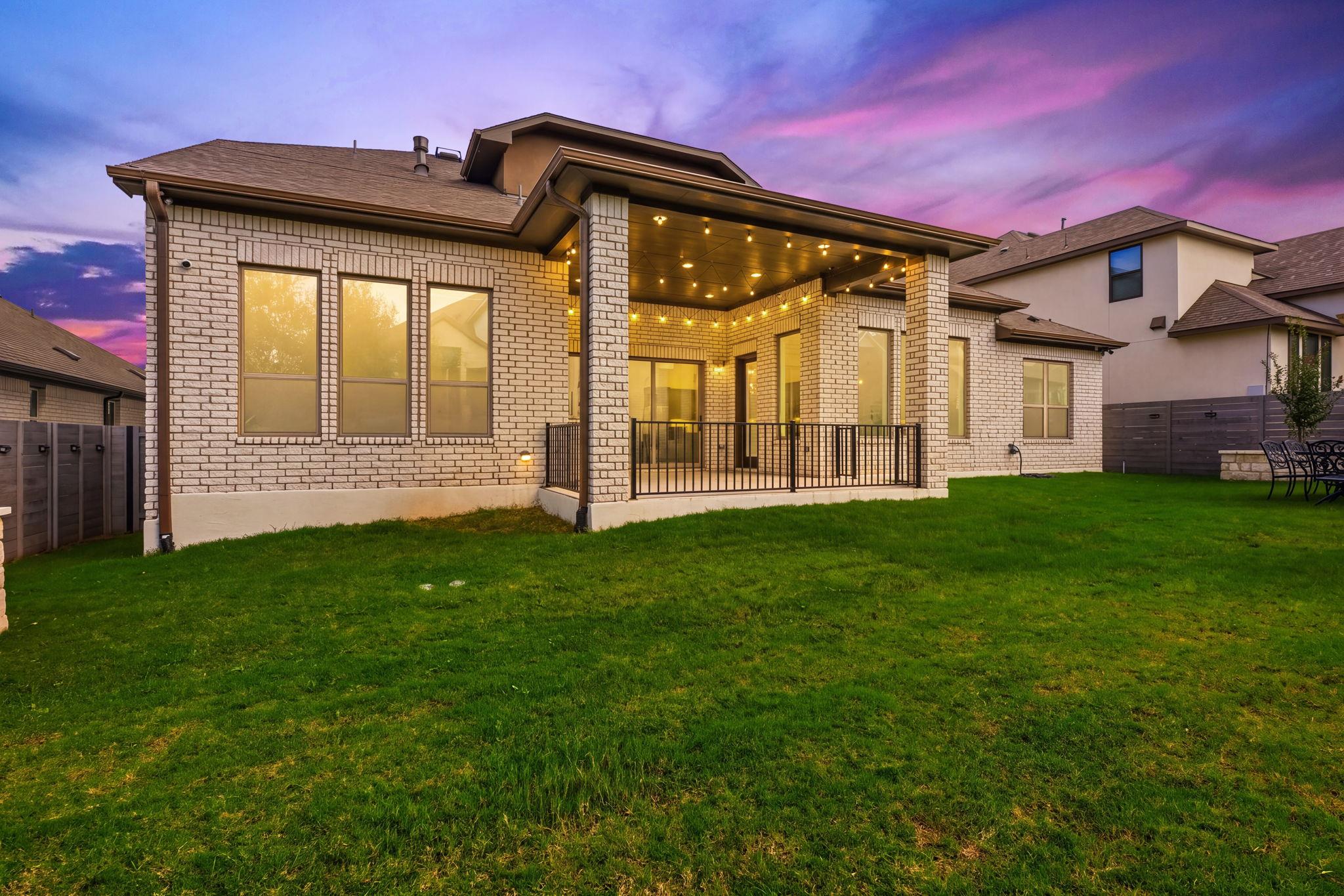 413 Summerhill LN