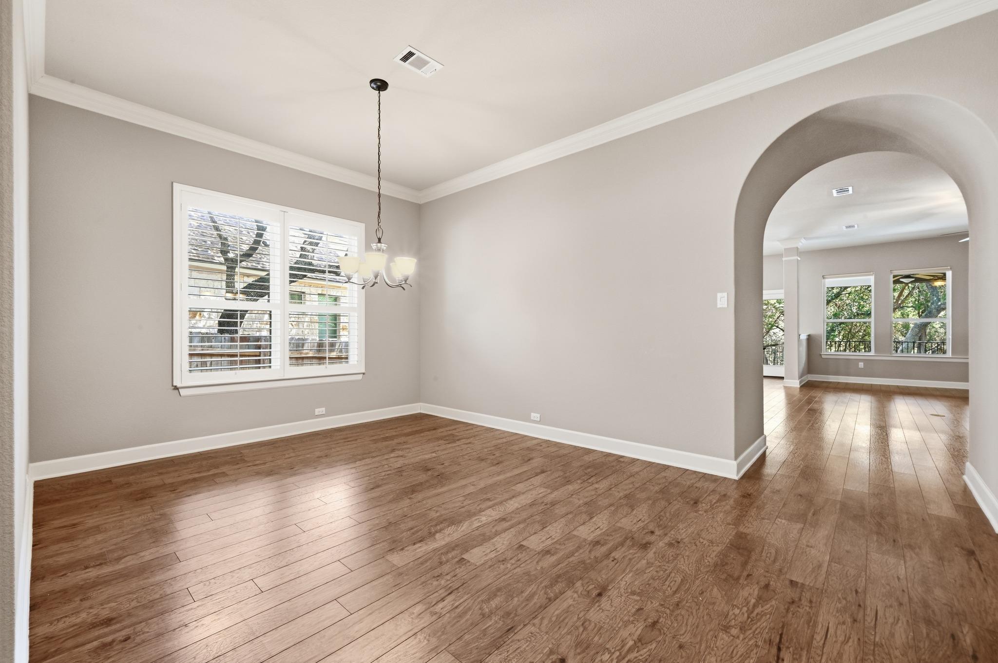 7112 Mitra DR
