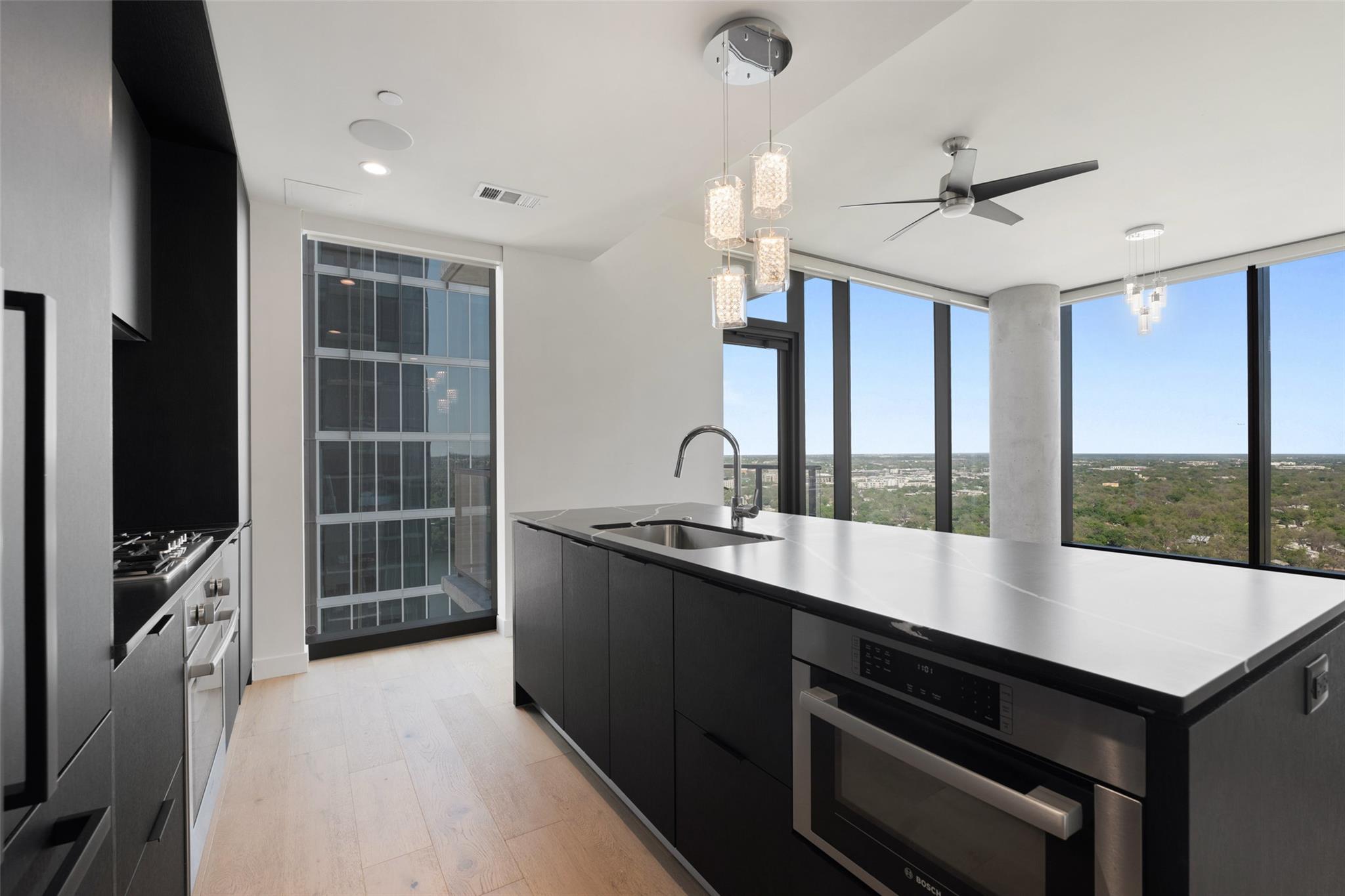44 East Ave # 2307