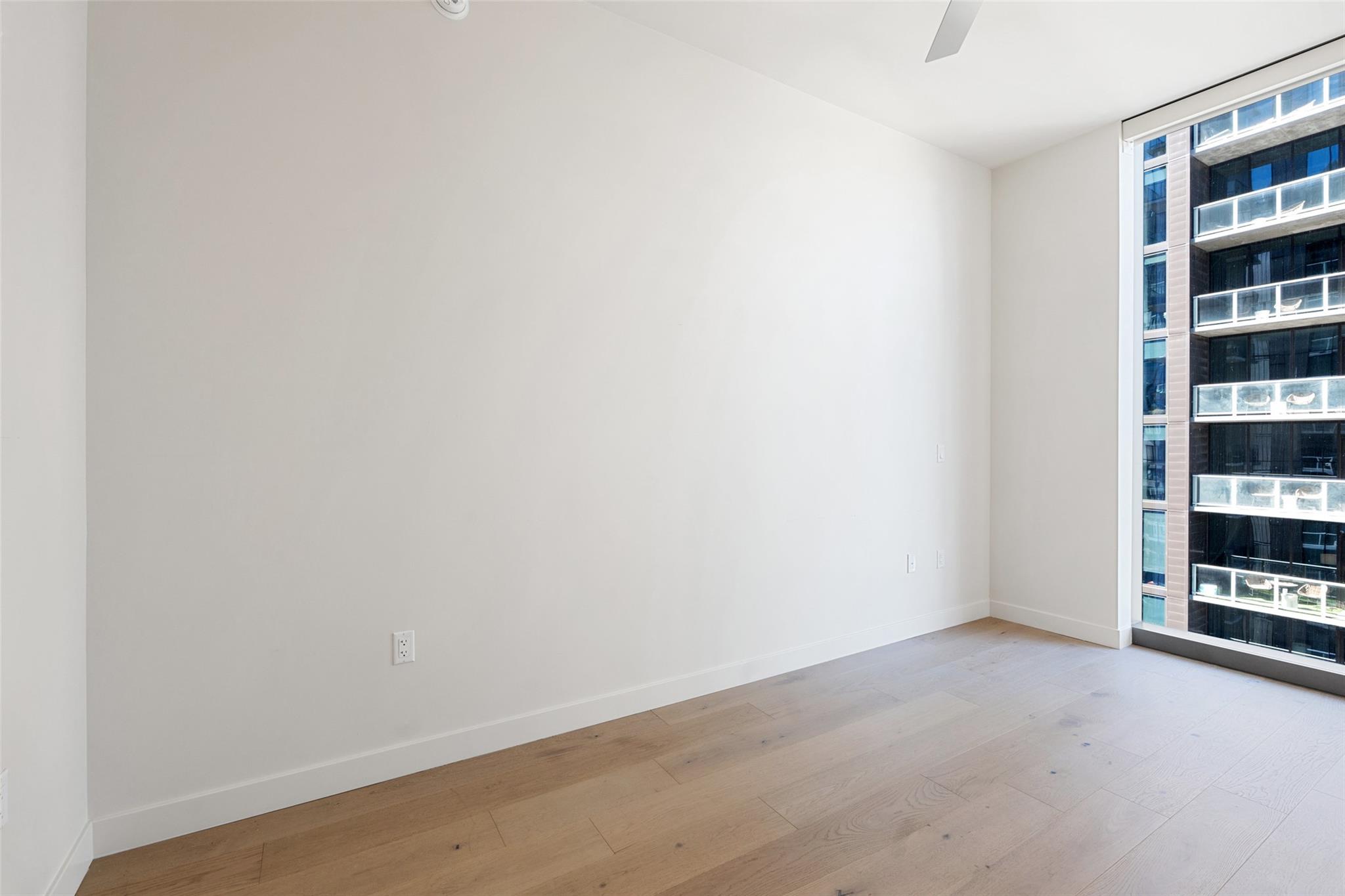 44 East Ave # 2307
