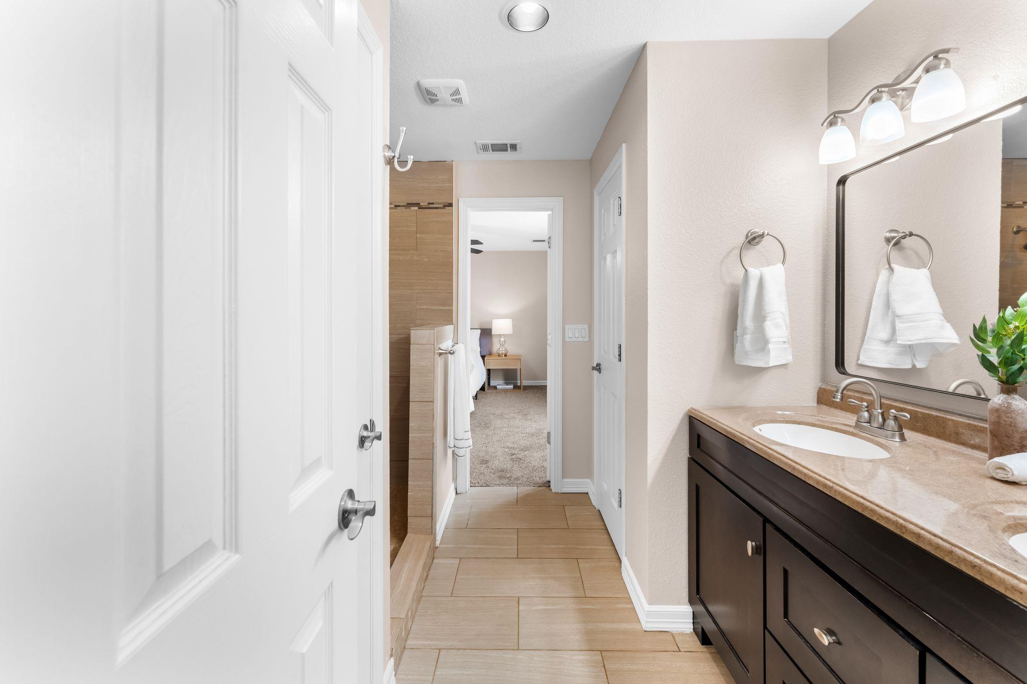 13323 Villa Park Dr Unit B