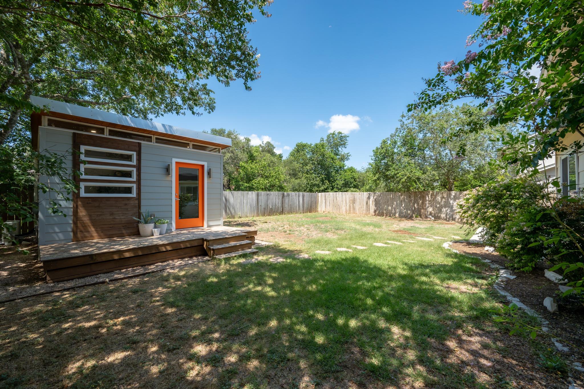 4105 Eskew DR